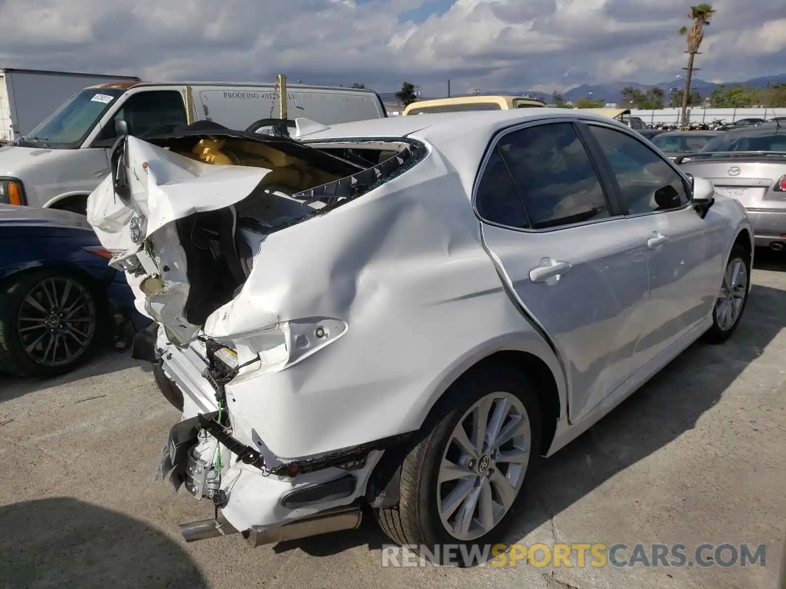 4 Photograph of a damaged car 4T1C11AK9MU603507 TOYOTA CAMRY 2021