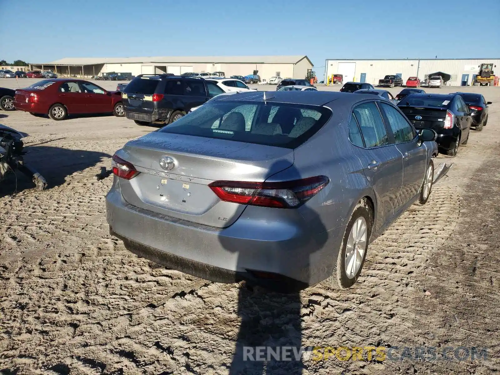 4 Photograph of a damaged car 4T1C11AK9MU611347 TOYOTA CAMRY 2021