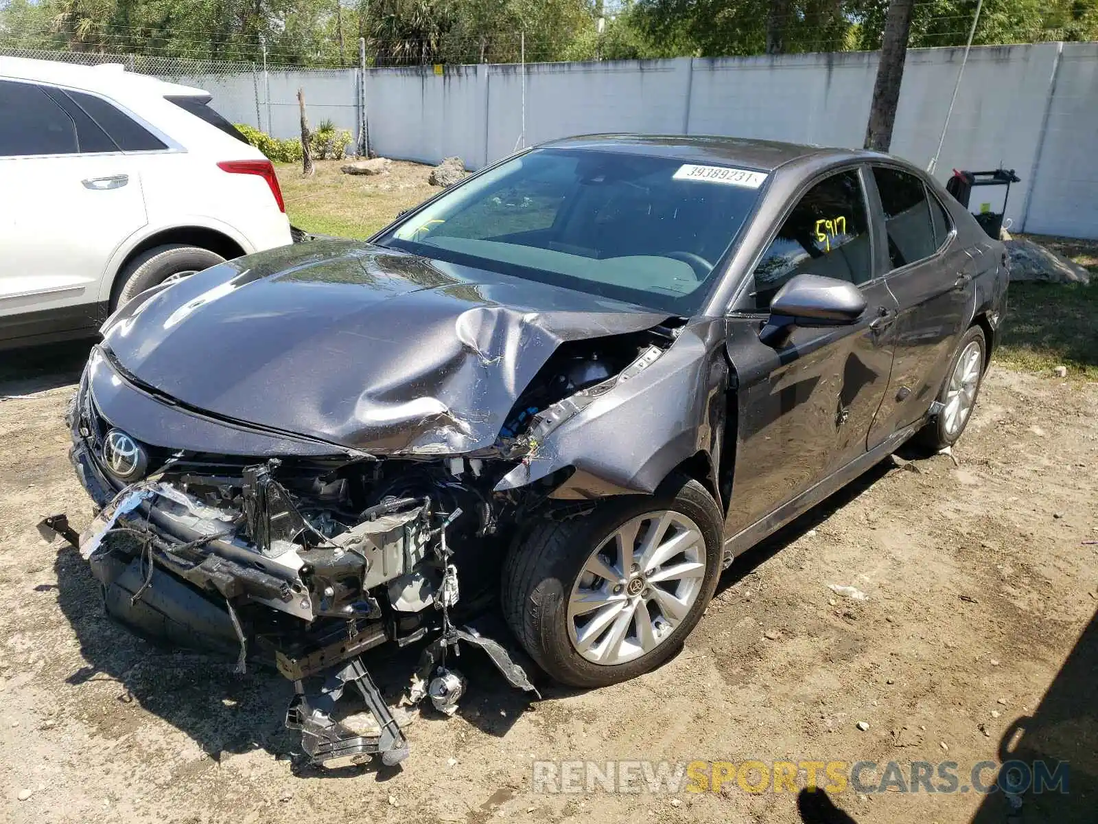 2 Photograph of a damaged car 4T1C11AKXMU422920 TOYOTA CAMRY 2021