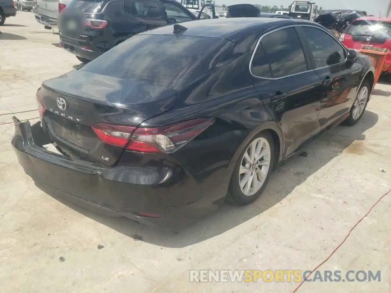 4 Photograph of a damaged car 4T1C11AKXMU441371 TOYOTA CAMRY 2021