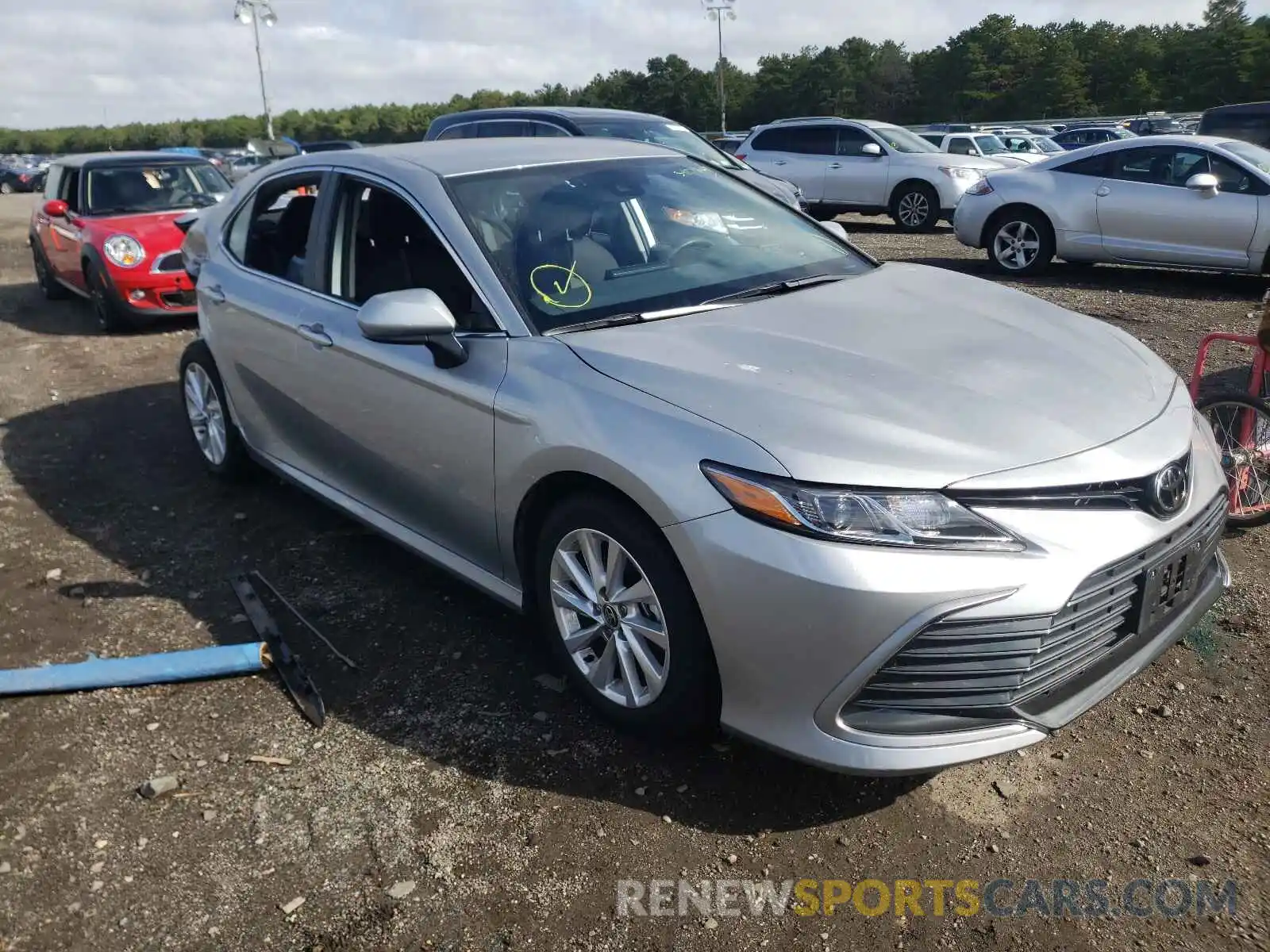 1 Photograph of a damaged car 4T1C11AKXMU445792 TOYOTA CAMRY 2021