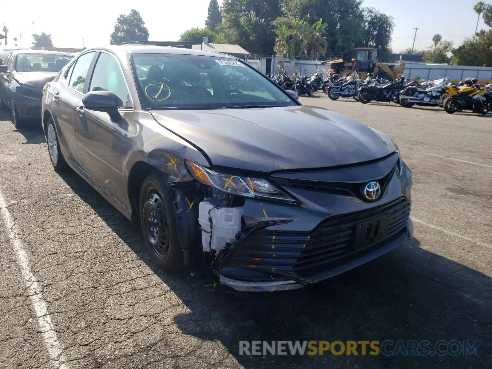 1 Photograph of a damaged car 4T1C11AKXMU446117 TOYOTA CAMRY 2021