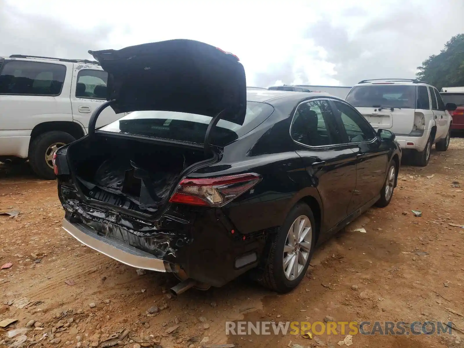 4 Photograph of a damaged car 4T1C11AKXMU455688 TOYOTA CAMRY 2021