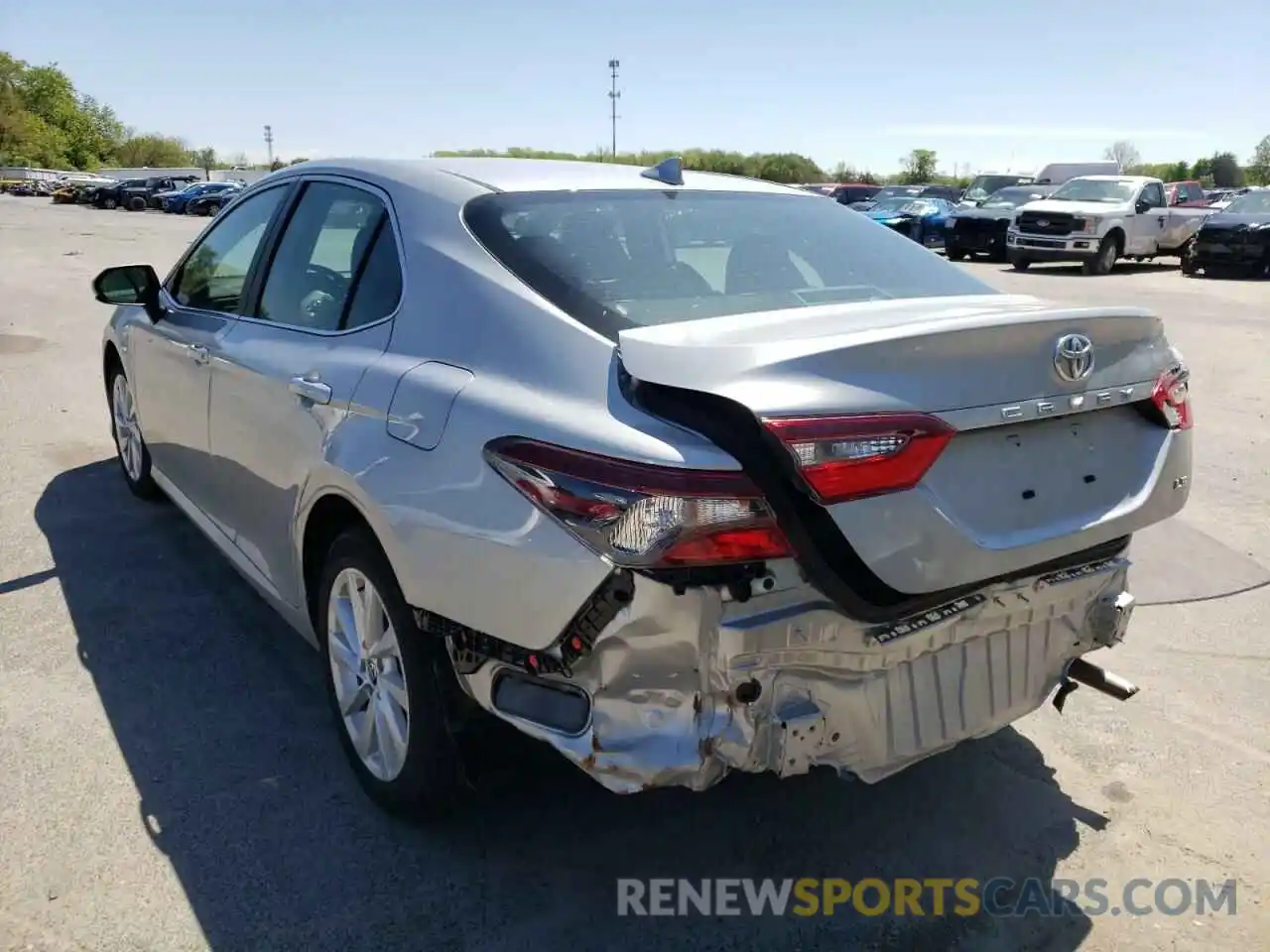 3 Photograph of a damaged car 4T1C11AKXMU460292 TOYOTA CAMRY 2021