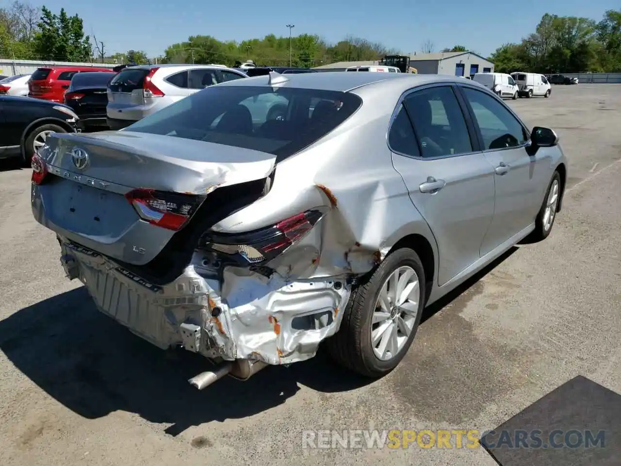 4 Photograph of a damaged car 4T1C11AKXMU460292 TOYOTA CAMRY 2021