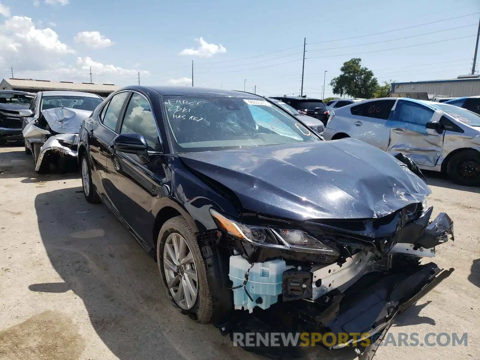 1 Photograph of a damaged car 4T1C11AKXMU461684 TOYOTA CAMRY 2021