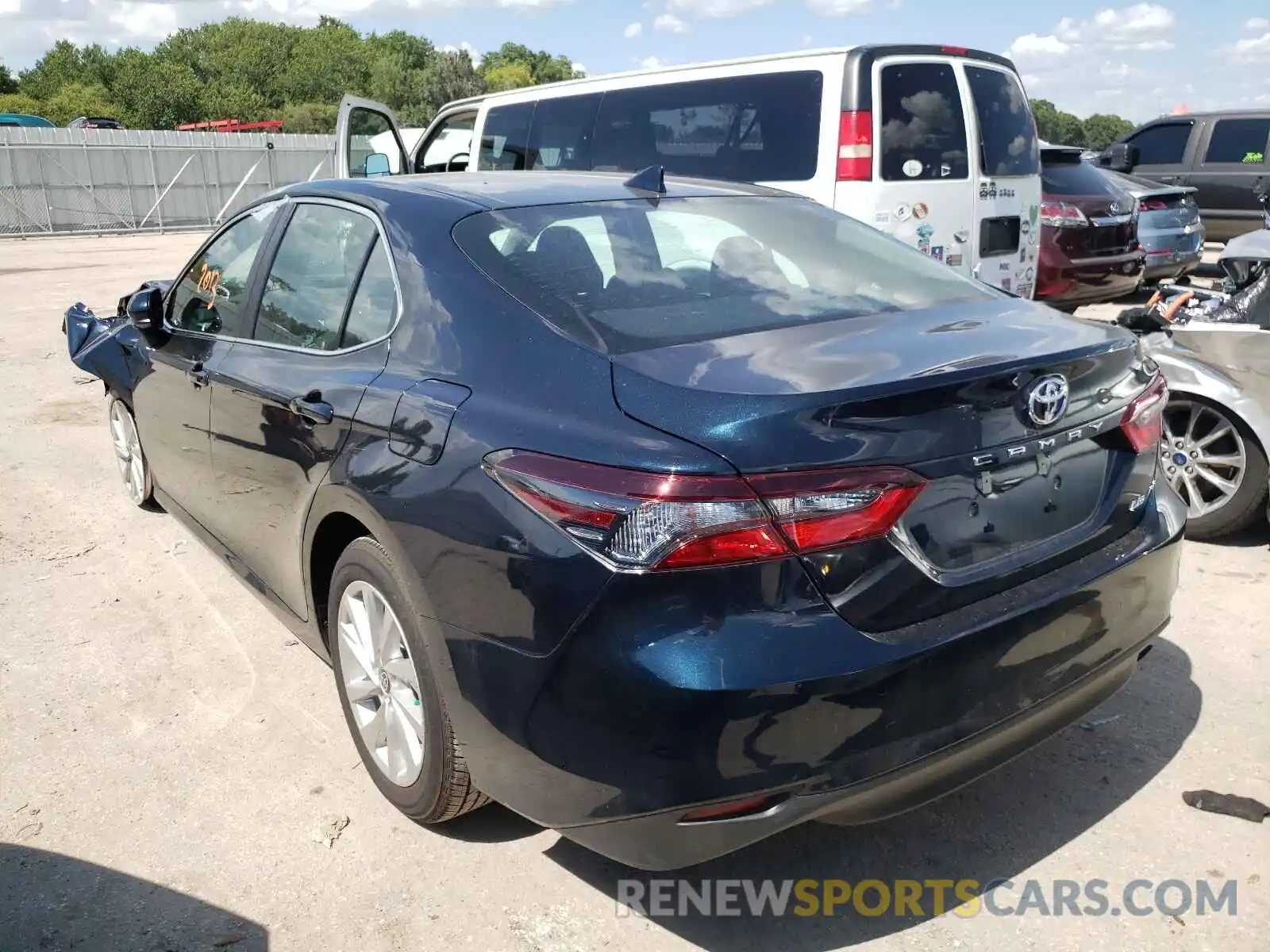 3 Photograph of a damaged car 4T1C11AKXMU461684 TOYOTA CAMRY 2021