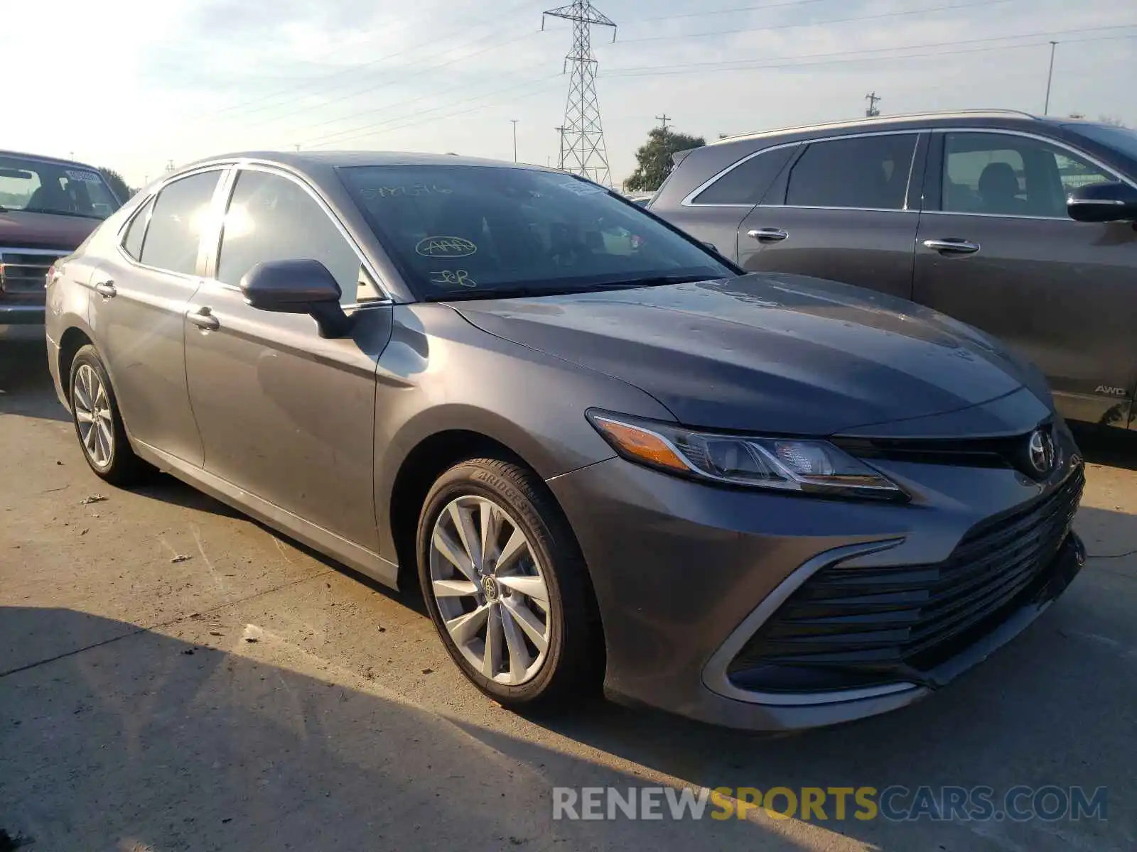 1 Photograph of a damaged car 4T1C11AKXMU518076 TOYOTA CAMRY 2021