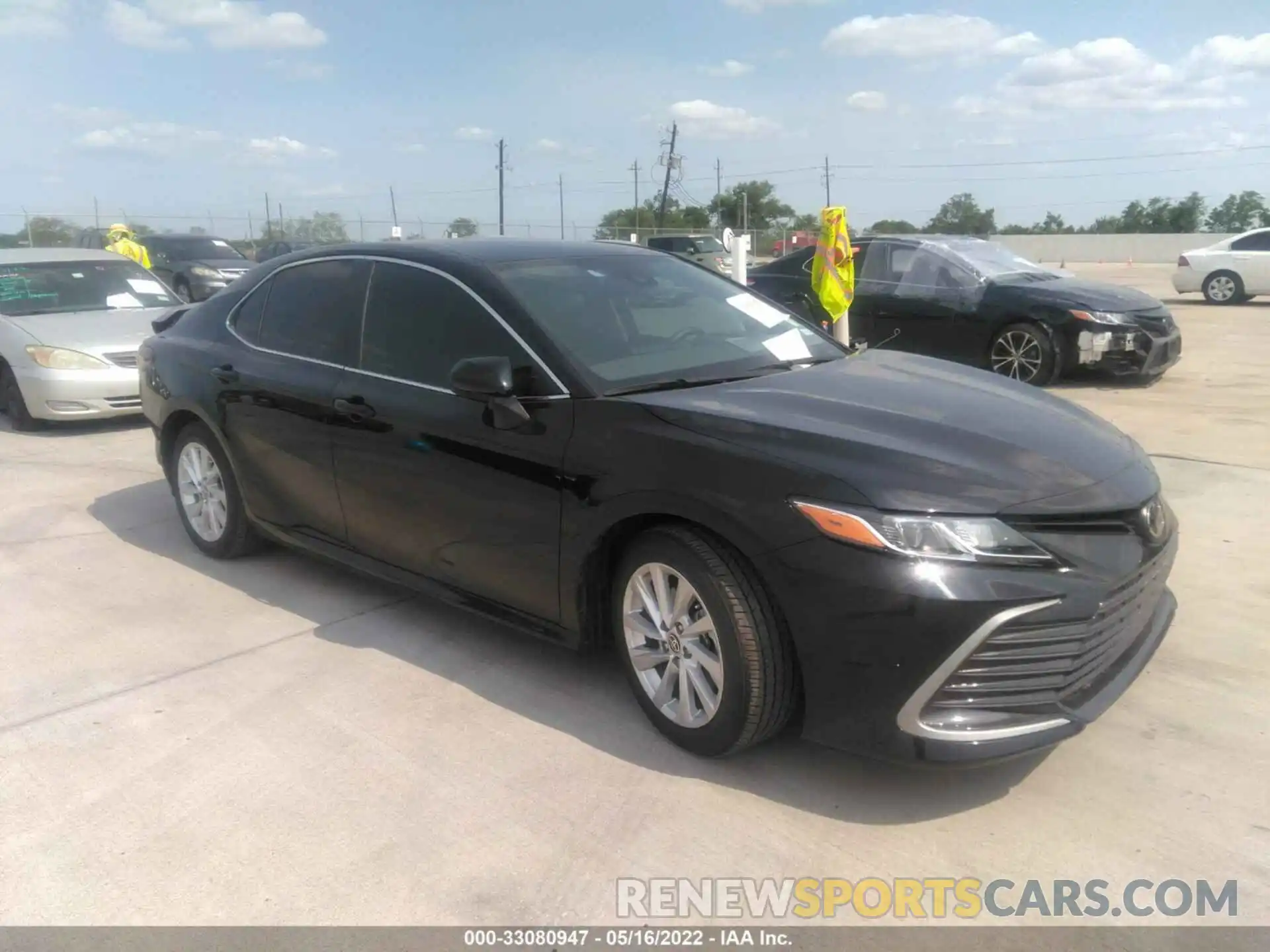 1 Photograph of a damaged car 4T1C11AKXMU520541 TOYOTA CAMRY 2021