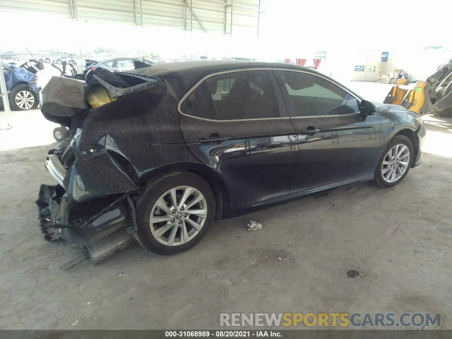 4 Photograph of a damaged car 4T1C11AKXMU524881 TOYOTA CAMRY 2021