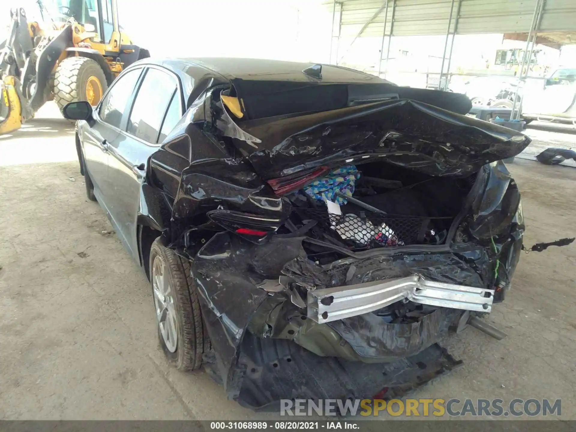 6 Photograph of a damaged car 4T1C11AKXMU524881 TOYOTA CAMRY 2021