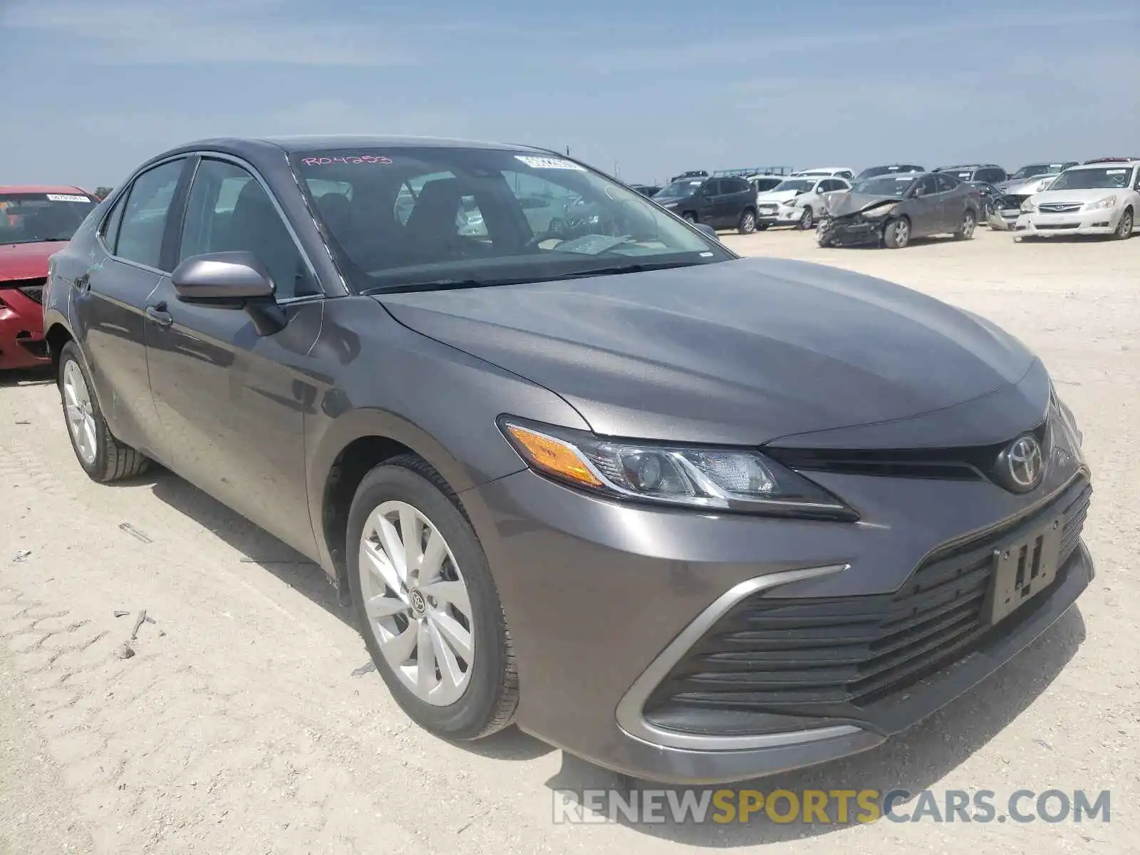 1 Photograph of a damaged car 4T1C11AKXMU526324 TOYOTA CAMRY 2021