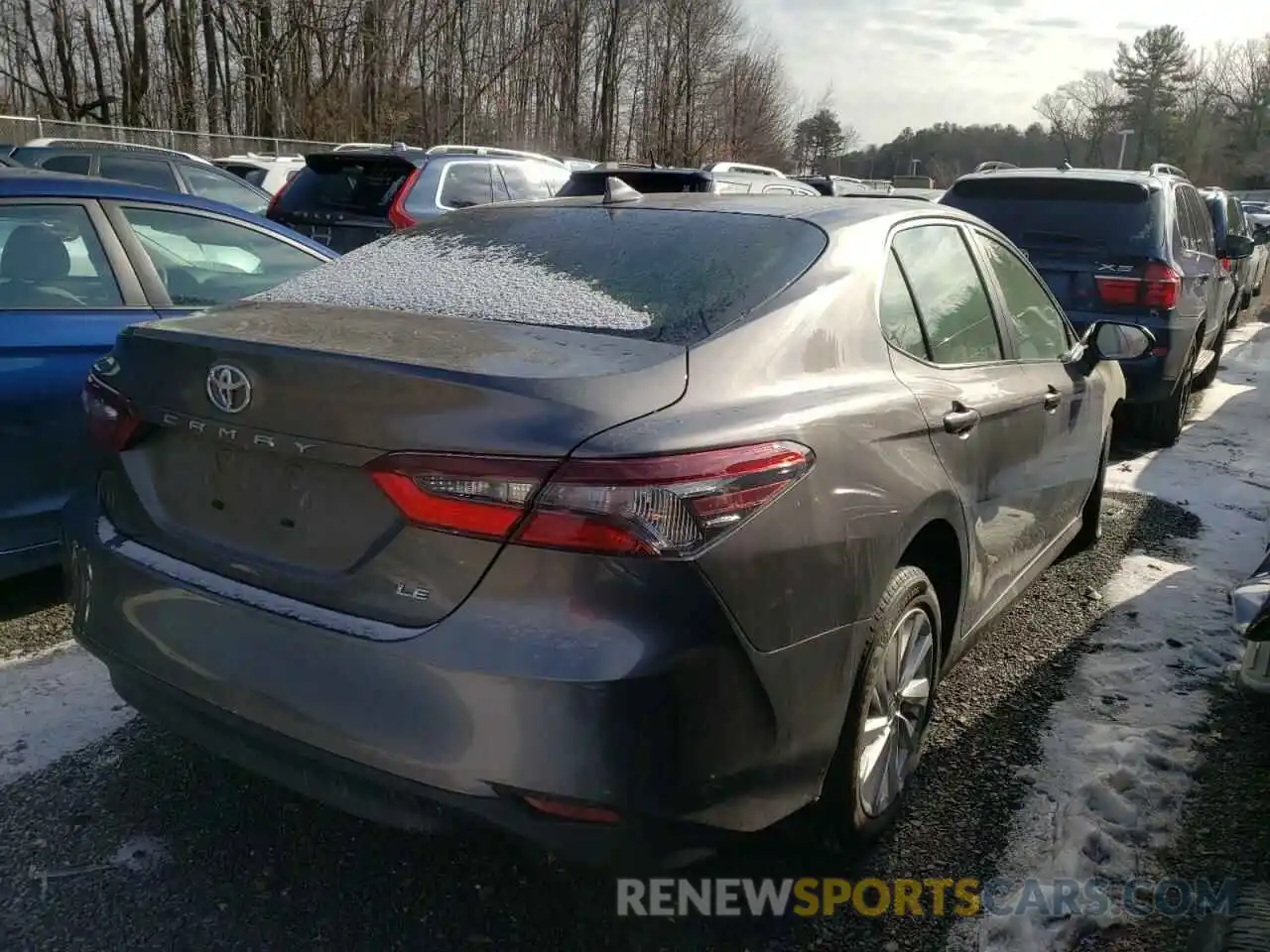 4 Photograph of a damaged car 4T1C11AKXMU538425 TOYOTA CAMRY 2021