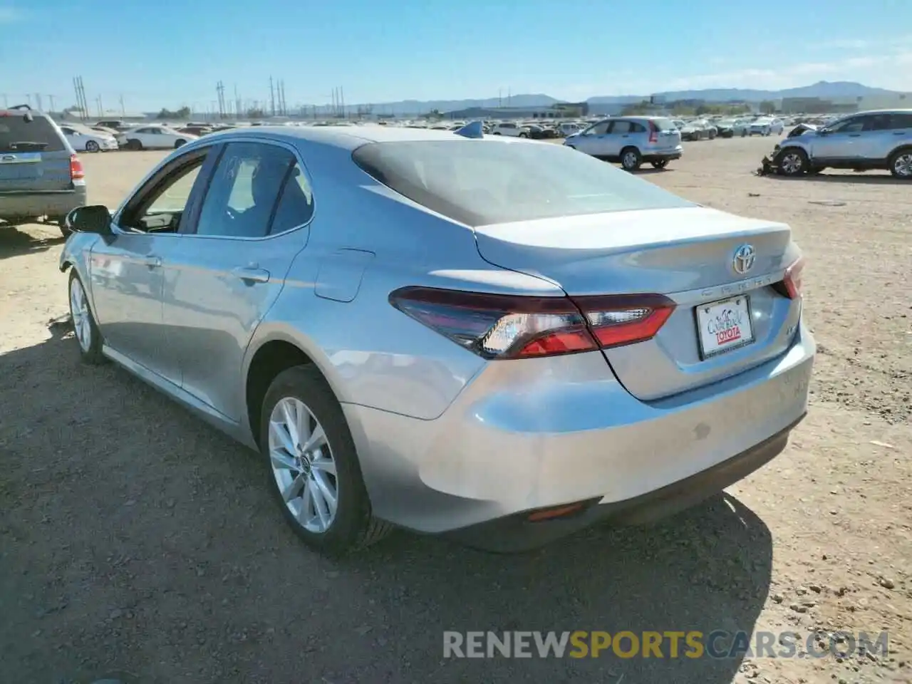 3 Photograph of a damaged car 4T1C11AKXMU542068 TOYOTA CAMRY 2021