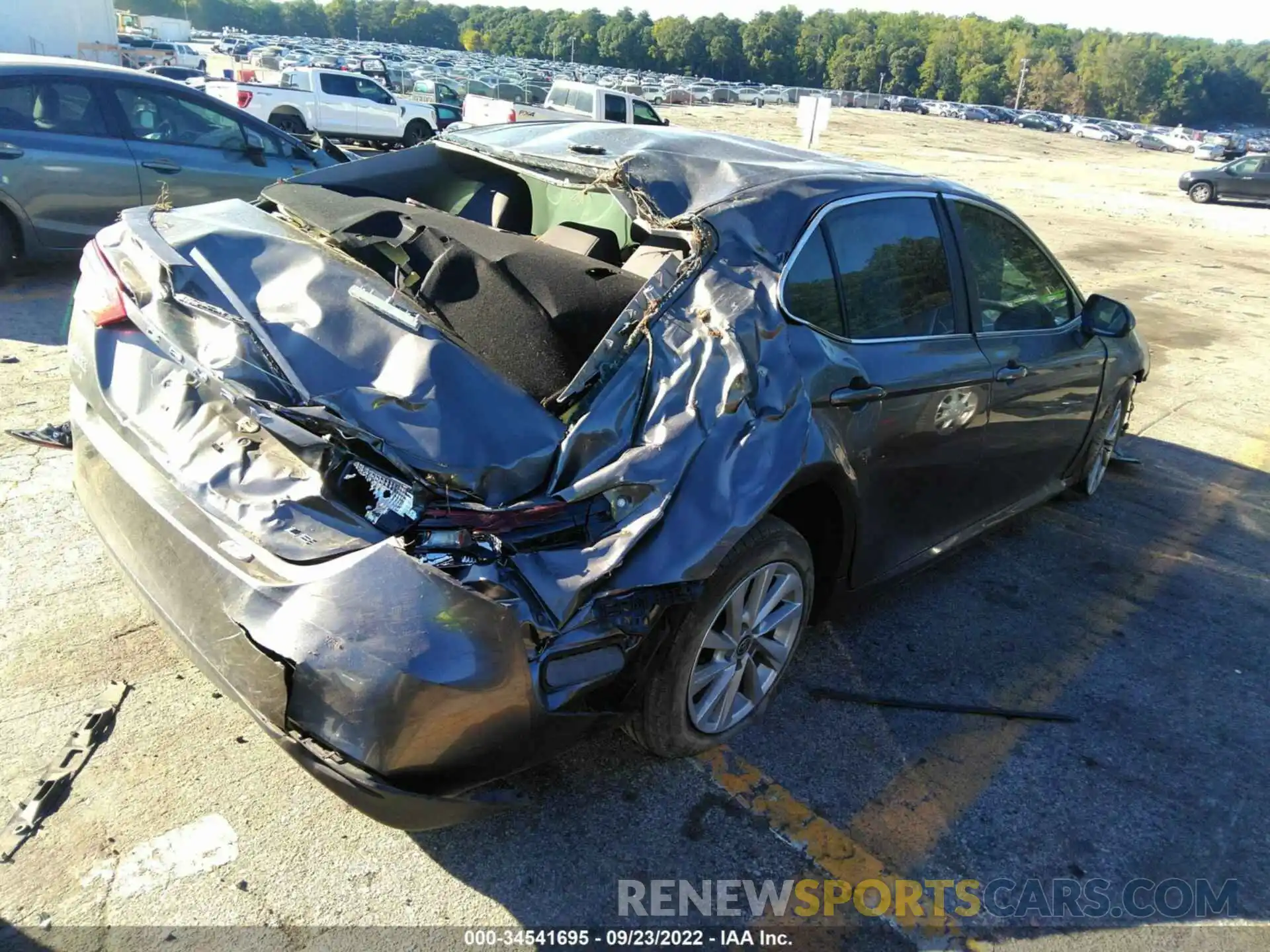 4 Photograph of a damaged car 4T1C11AKXMU543303 TOYOTA CAMRY 2021