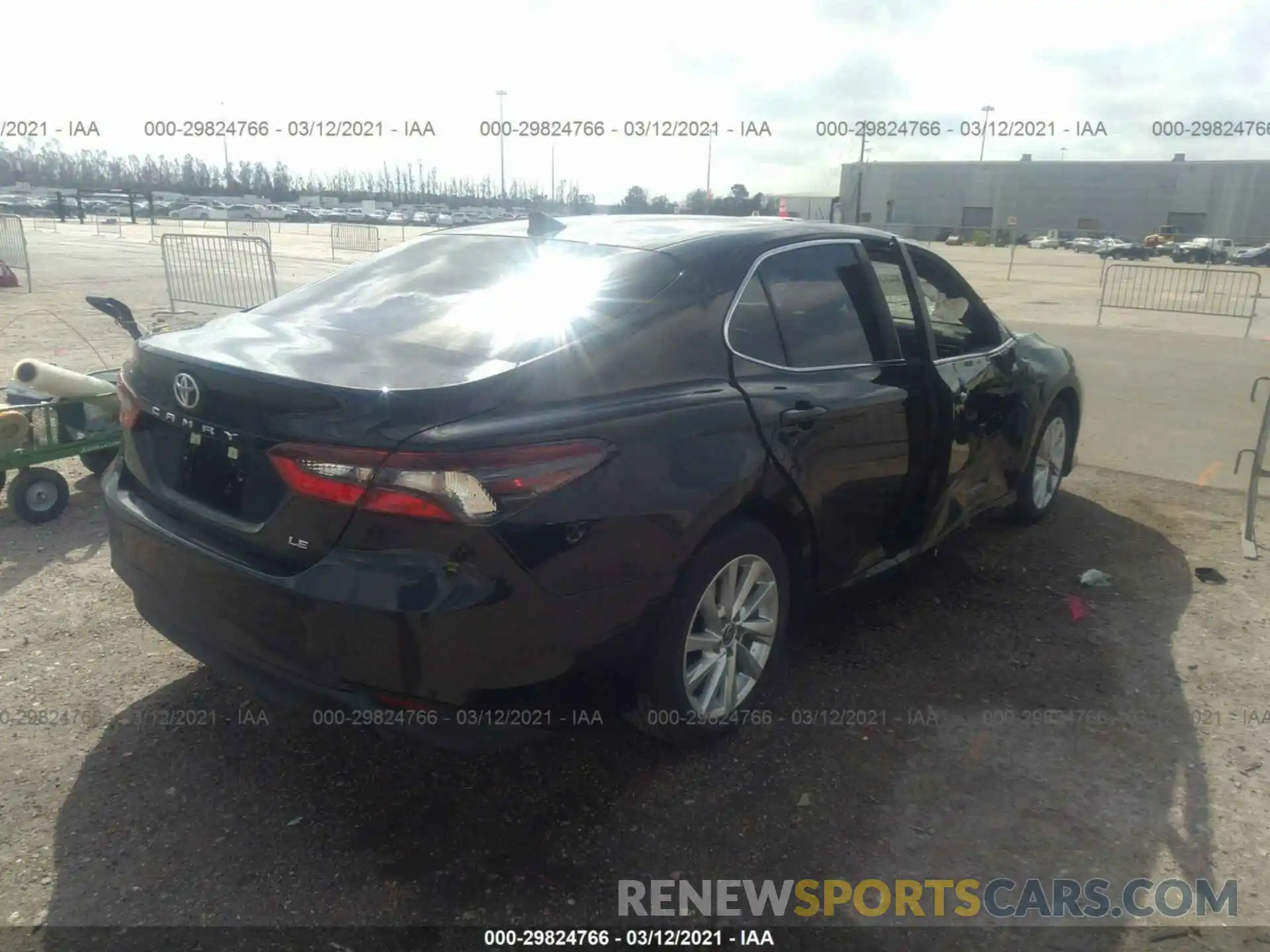 4 Photograph of a damaged car 4T1C11AKXMU545925 TOYOTA CAMRY 2021