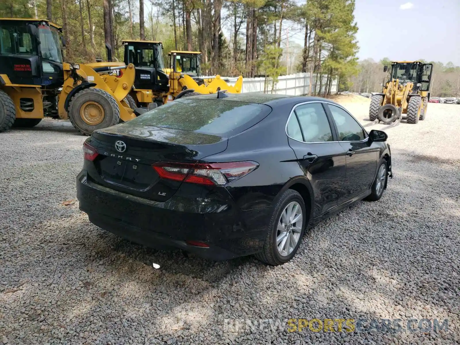 4 Photograph of a damaged car 4T1C11AKXMU560246 TOYOTA CAMRY 2021