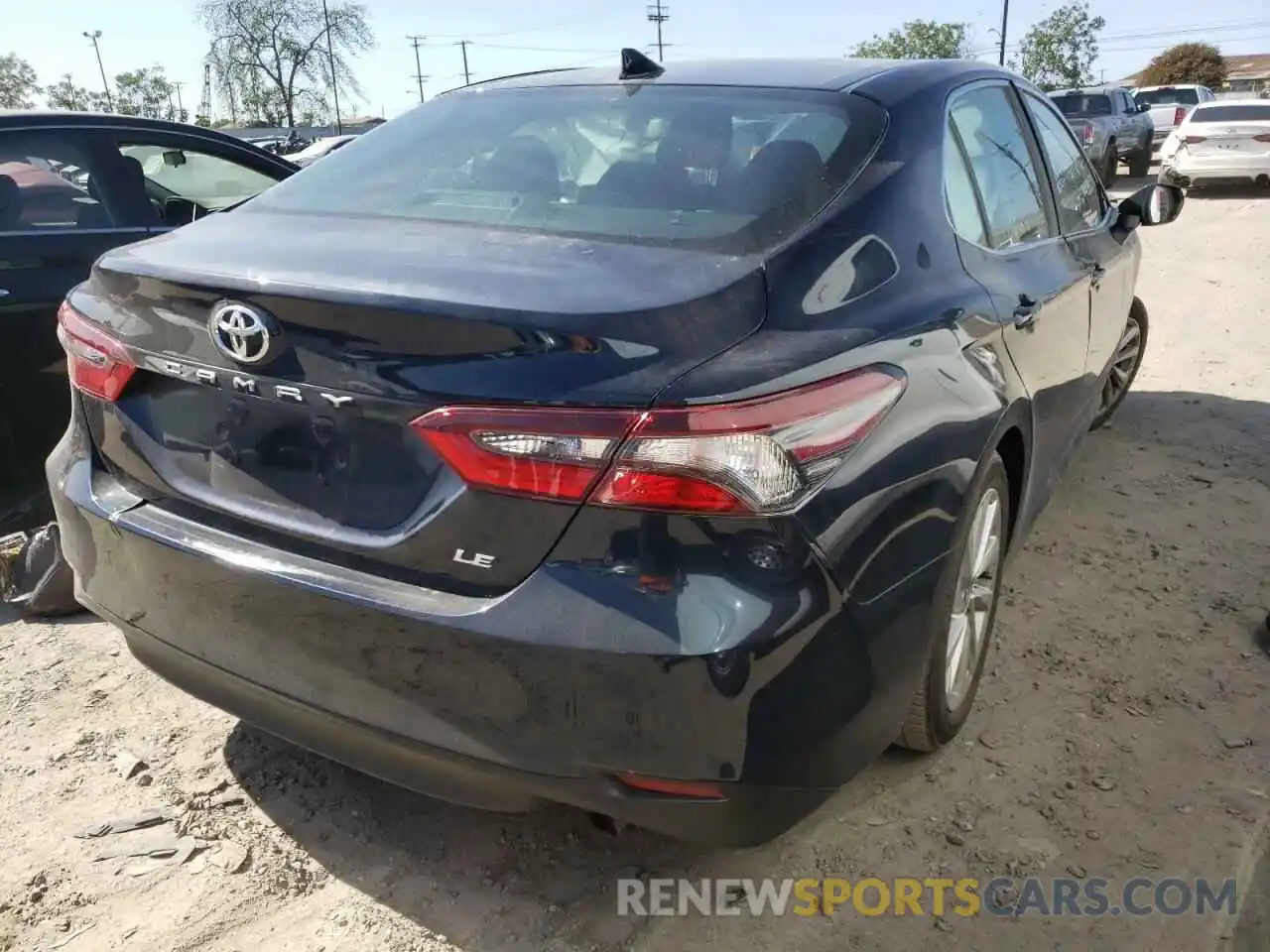 4 Photograph of a damaged car 4T1C11AKXMU562174 TOYOTA CAMRY 2021