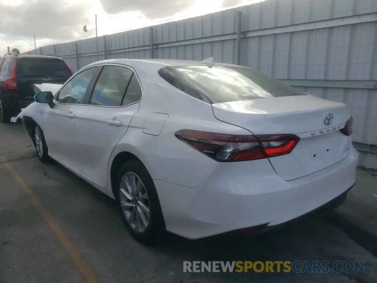 3 Photograph of a damaged car 4T1C11AKXMU562434 TOYOTA CAMRY 2021