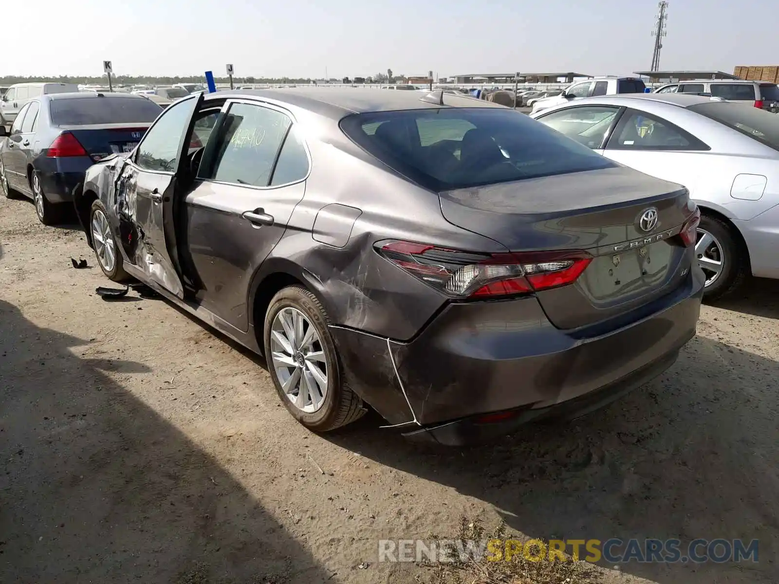 3 Photograph of a damaged car 4T1C11AKXMU564376 TOYOTA CAMRY 2021