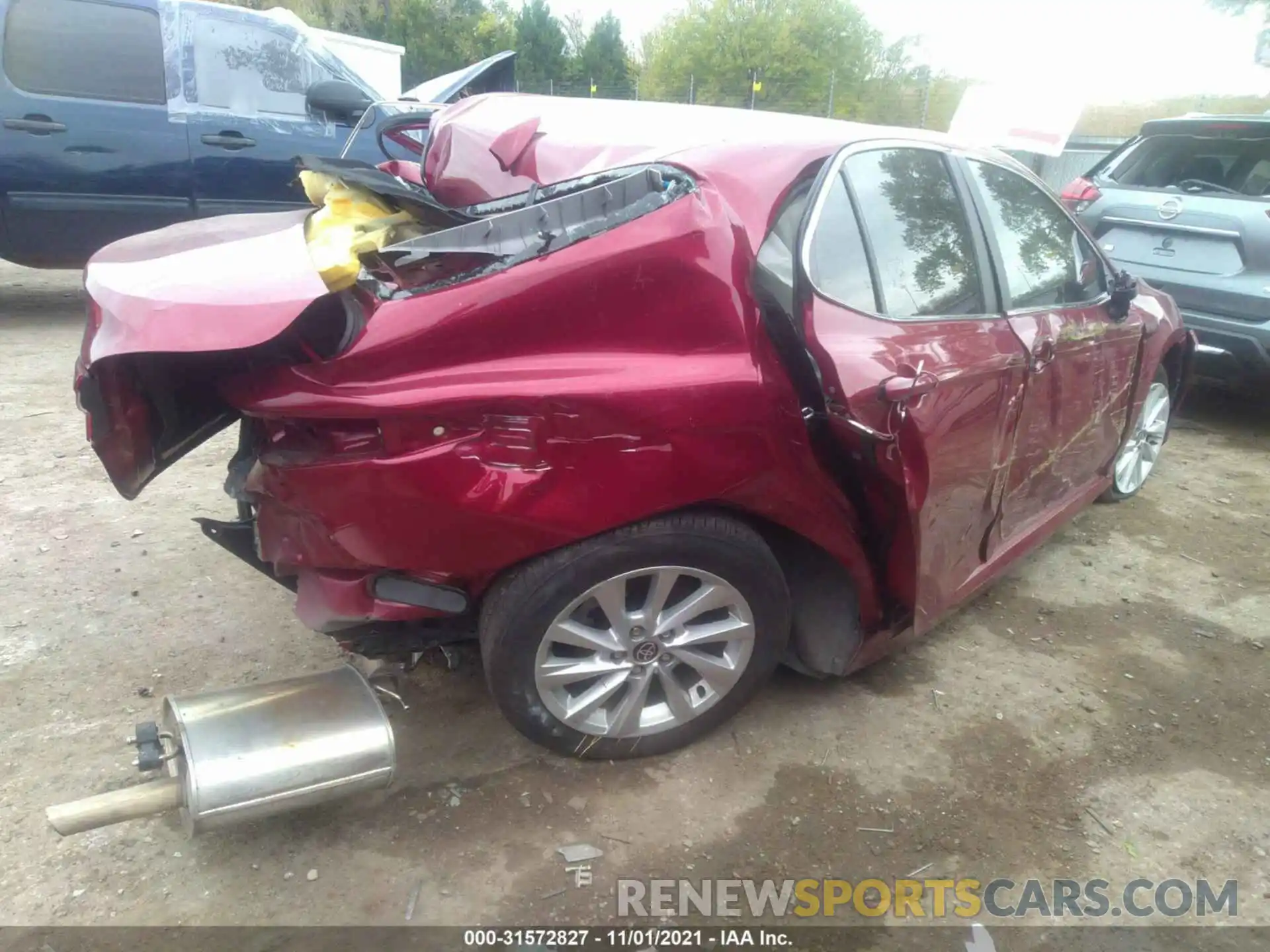 4 Photograph of a damaged car 4T1C11AKXMU566886 TOYOTA CAMRY 2021