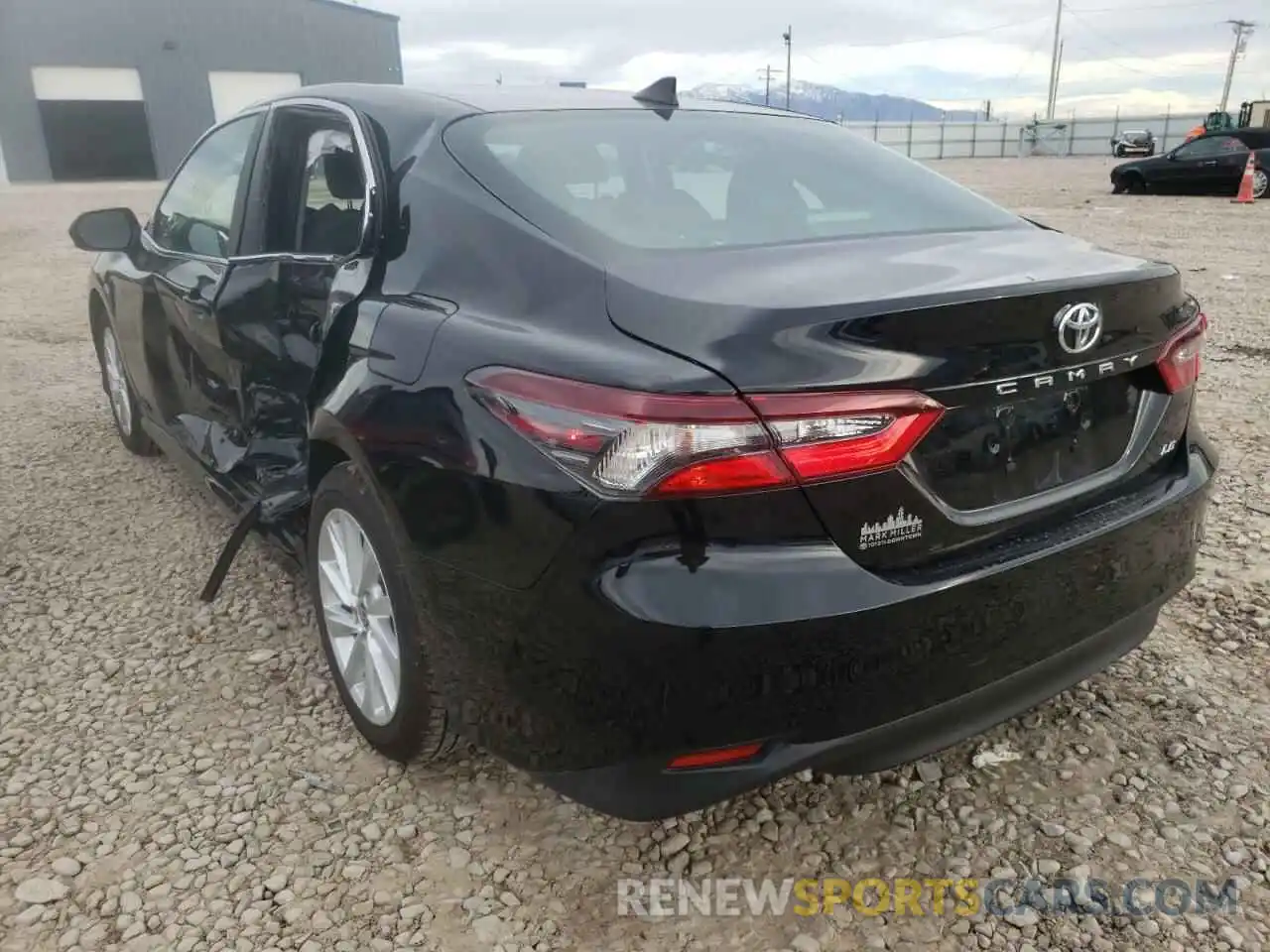 3 Photograph of a damaged car 4T1C11AKXMU567391 TOYOTA CAMRY 2021