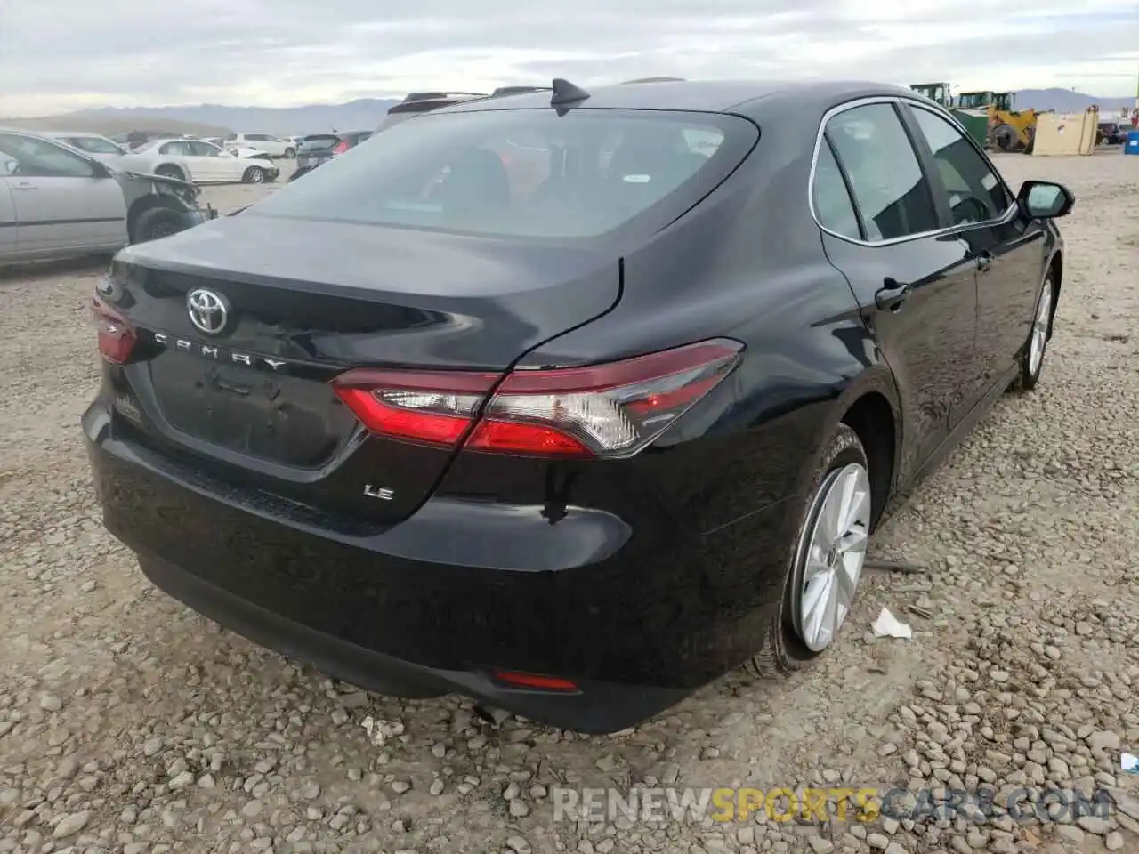 4 Photograph of a damaged car 4T1C11AKXMU567391 TOYOTA CAMRY 2021