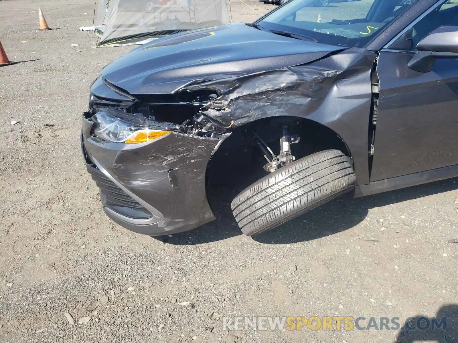 9 Photograph of a damaged car 4T1C11AKXMU576673 TOYOTA CAMRY 2021