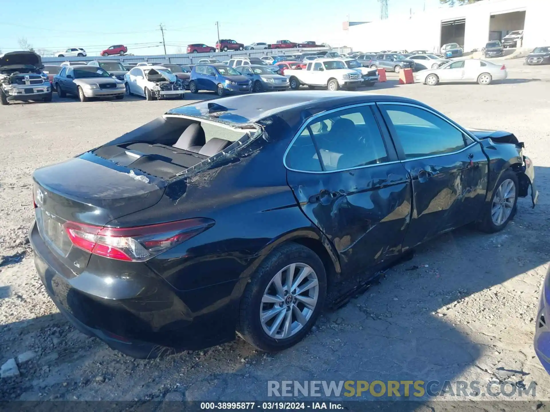 4 Photograph of a damaged car 4T1C11AKXMU583994 TOYOTA CAMRY 2021