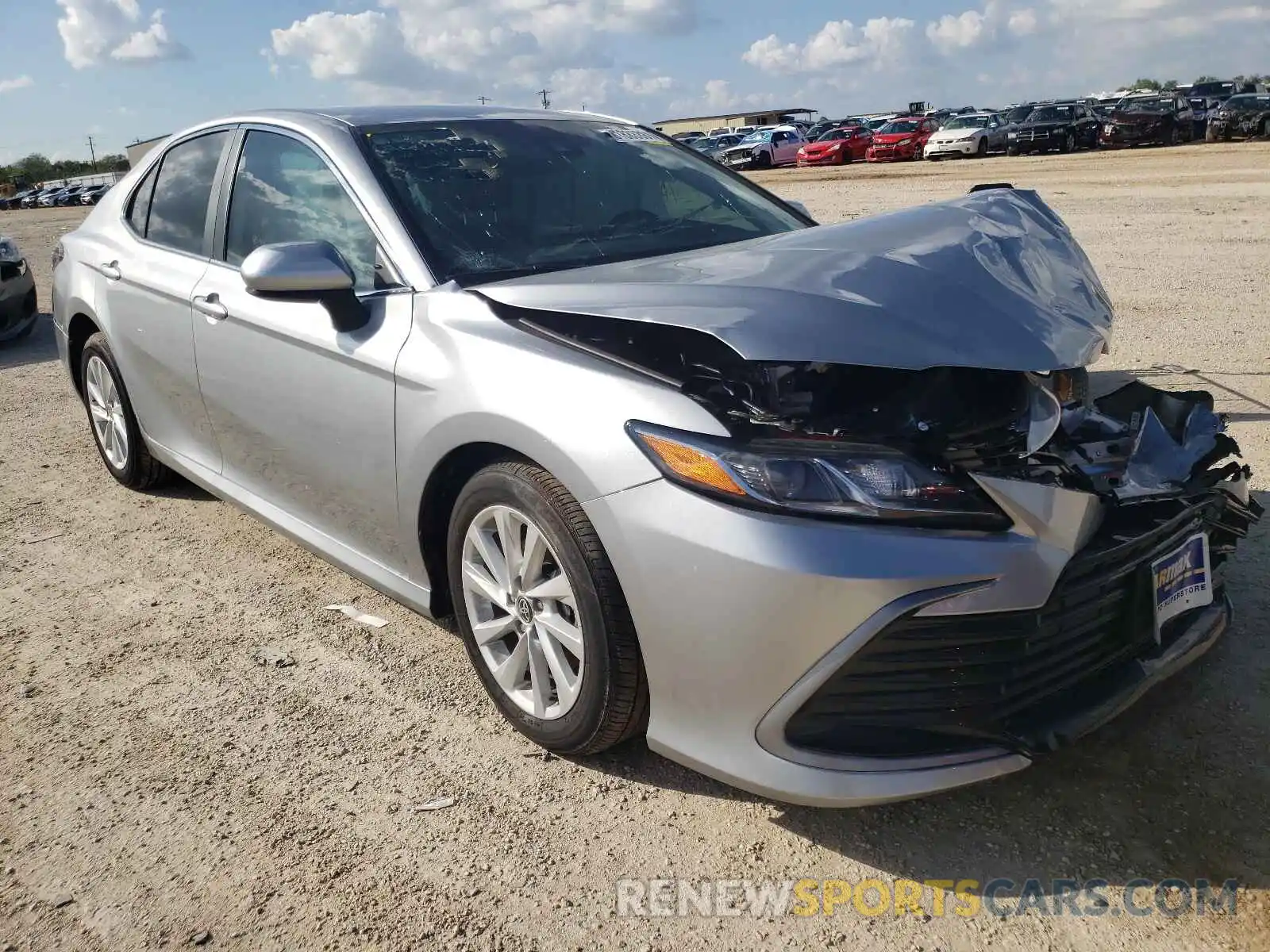 1 Photograph of a damaged car 4T1C11AKXMU587091 TOYOTA CAMRY 2021