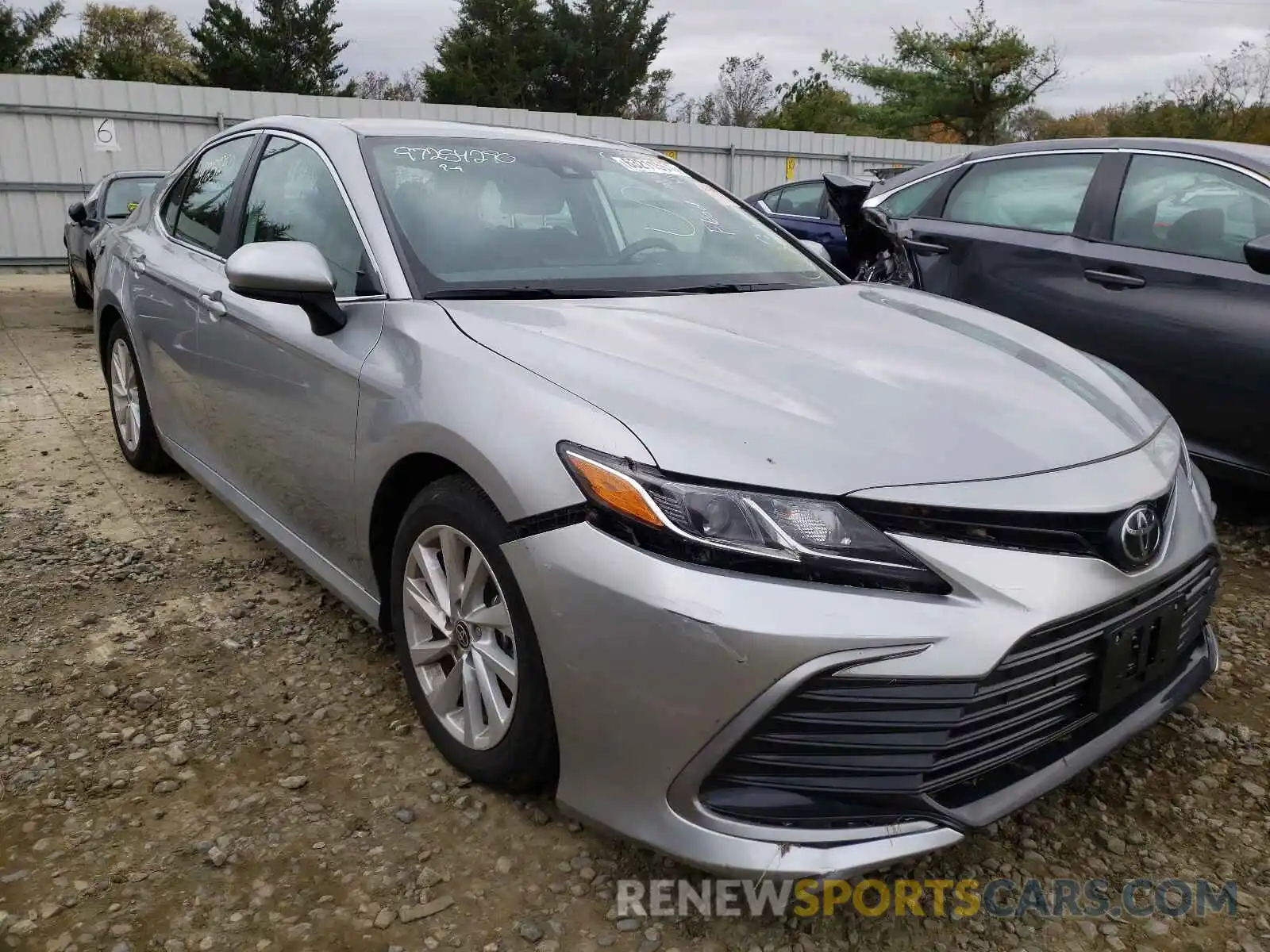 1 Photograph of a damaged car 4T1C11AKXMU588080 TOYOTA CAMRY 2021