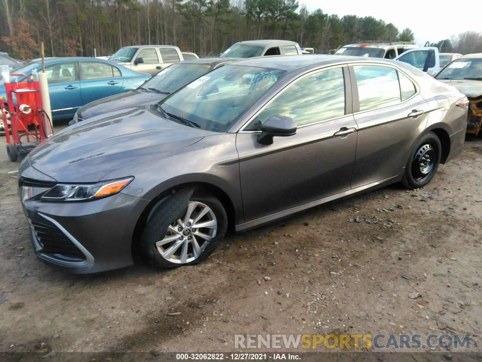 2 Photograph of a damaged car 4T1C11AKXMU600227 TOYOTA CAMRY 2021