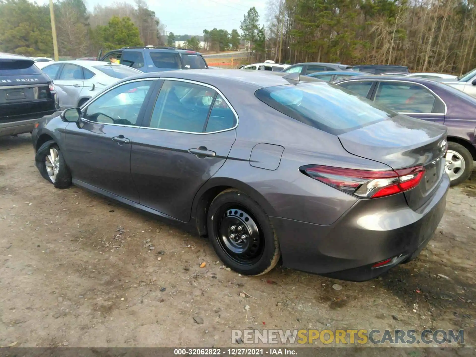 3 Photograph of a damaged car 4T1C11AKXMU600227 TOYOTA CAMRY 2021