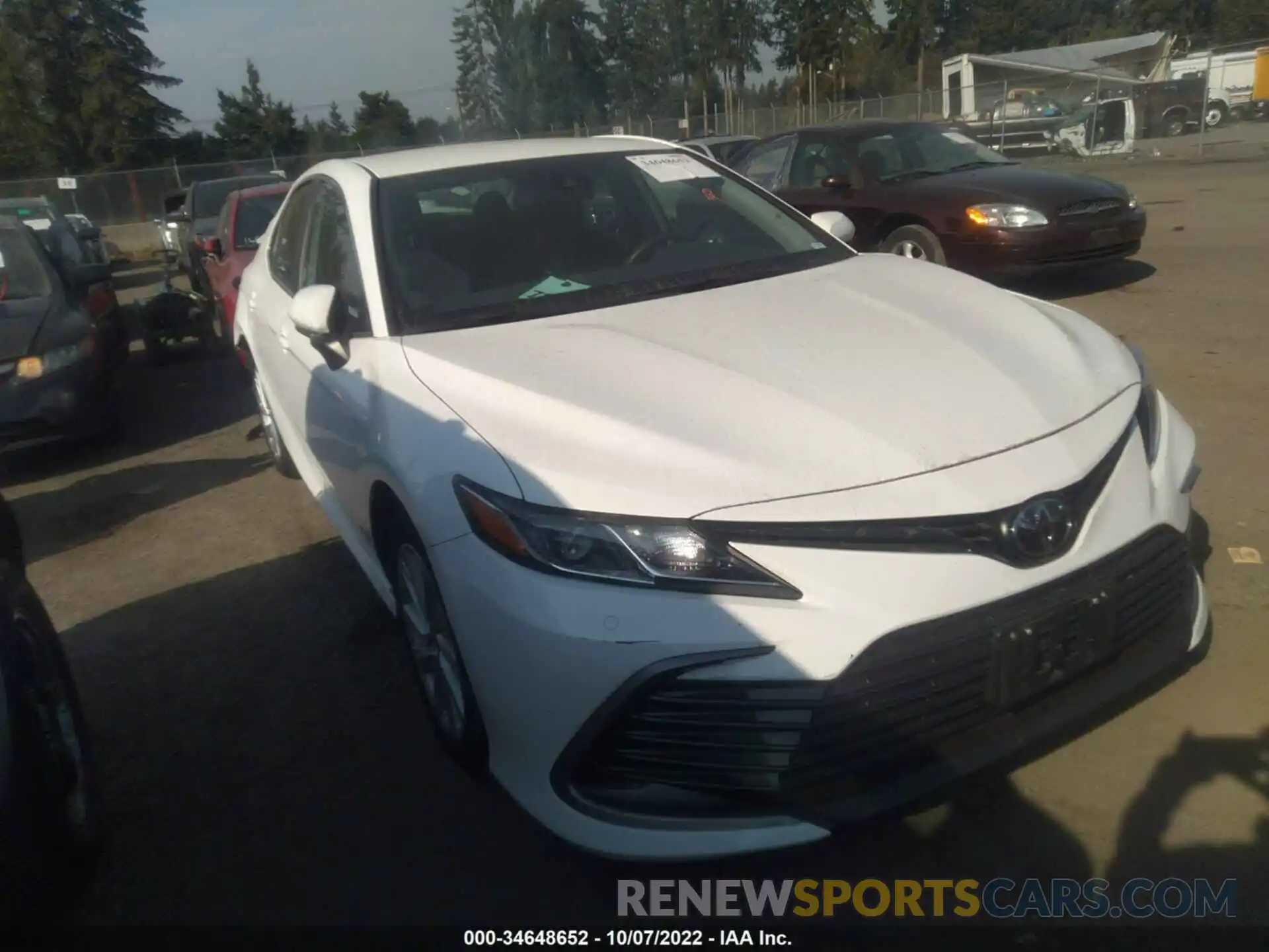 1 Photograph of a damaged car 4T1C11AKXMU601250 TOYOTA CAMRY 2021