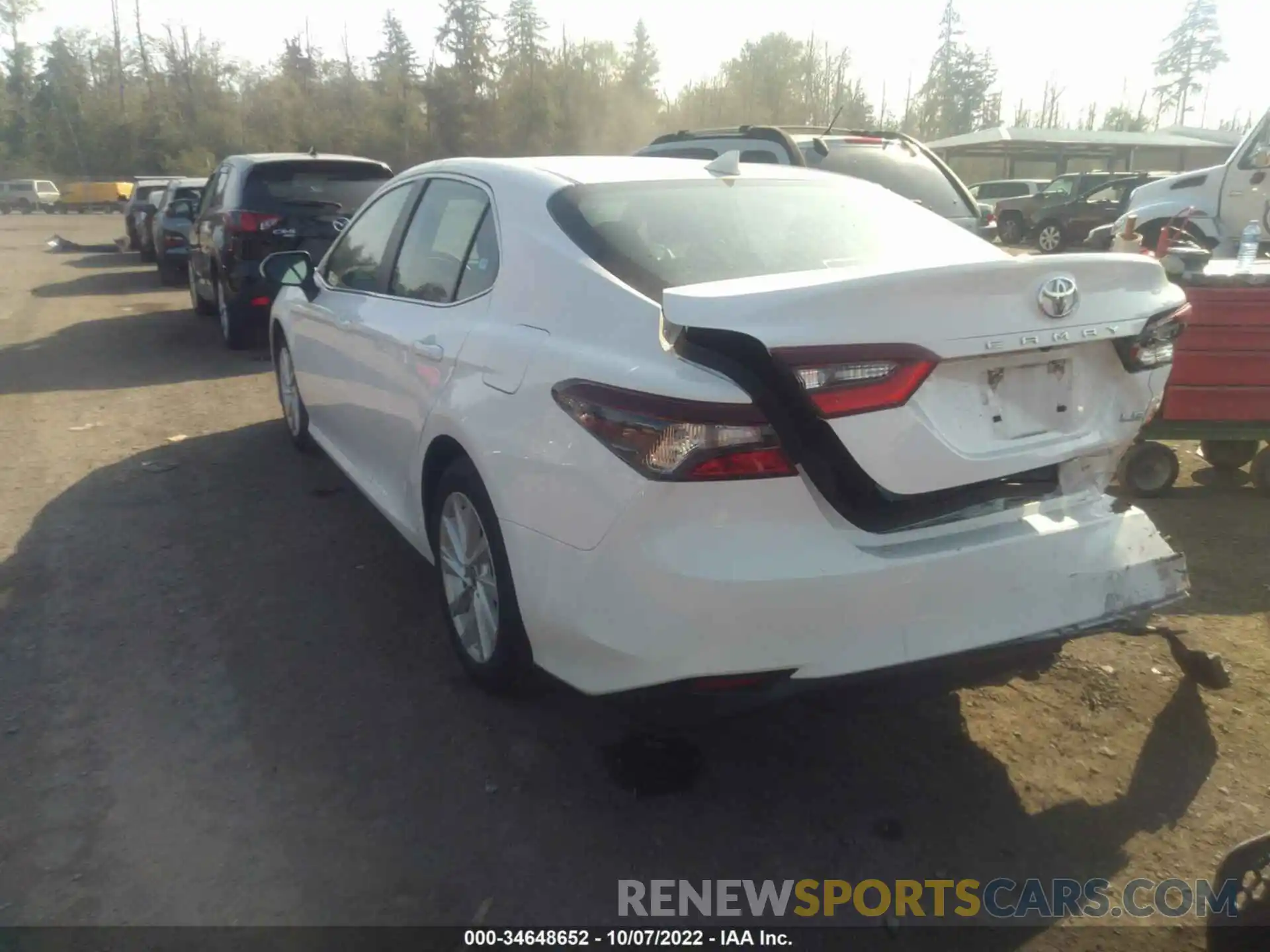 3 Photograph of a damaged car 4T1C11AKXMU601250 TOYOTA CAMRY 2021