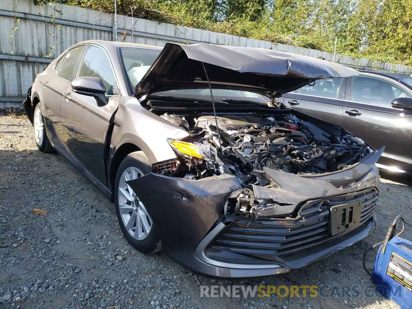 1 Photograph of a damaged car 4T1C11AKXMU602530 TOYOTA CAMRY 2021