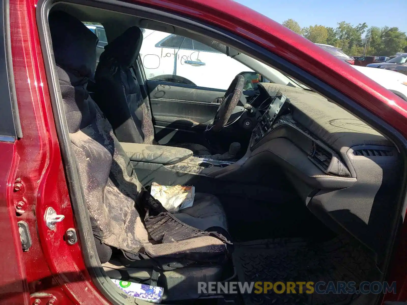 5 Photograph of a damaged car 4T1C11BK0MU030835 TOYOTA CAMRY 2021