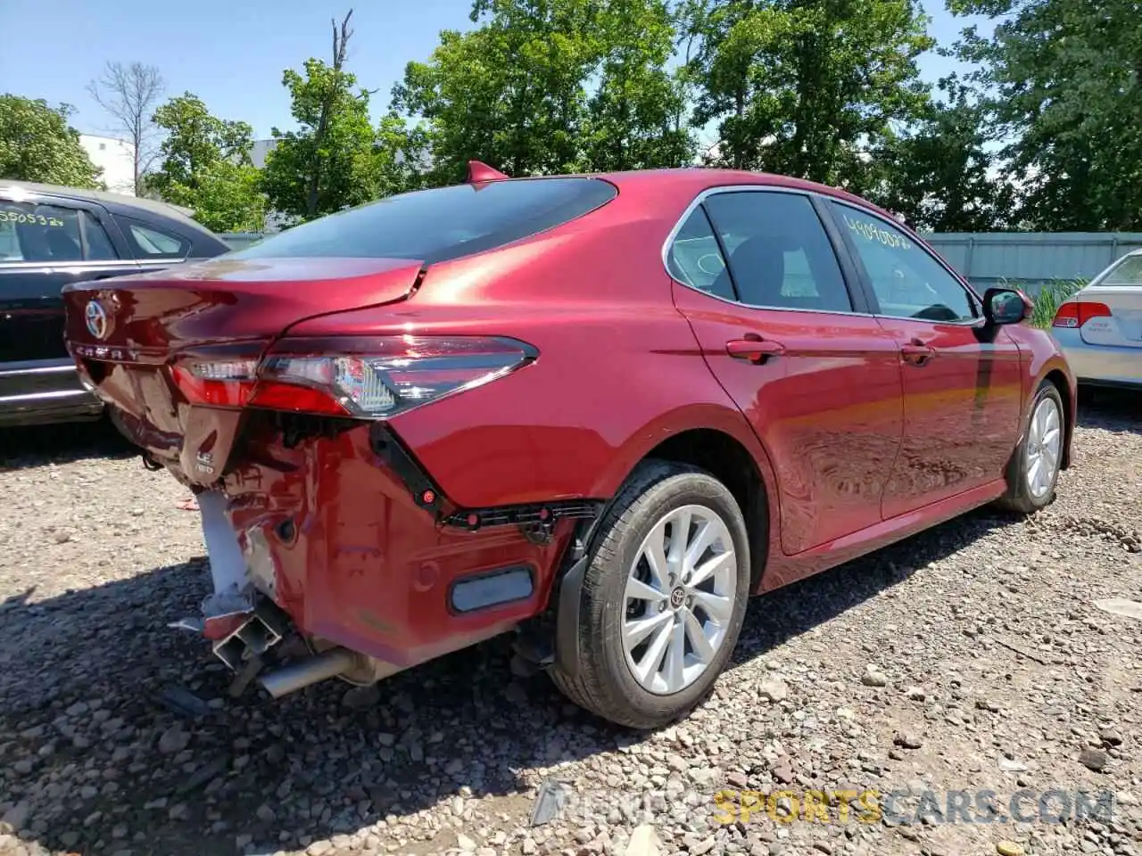 4 Photograph of a damaged car 4T1C11BK1MU031234 TOYOTA CAMRY 2021