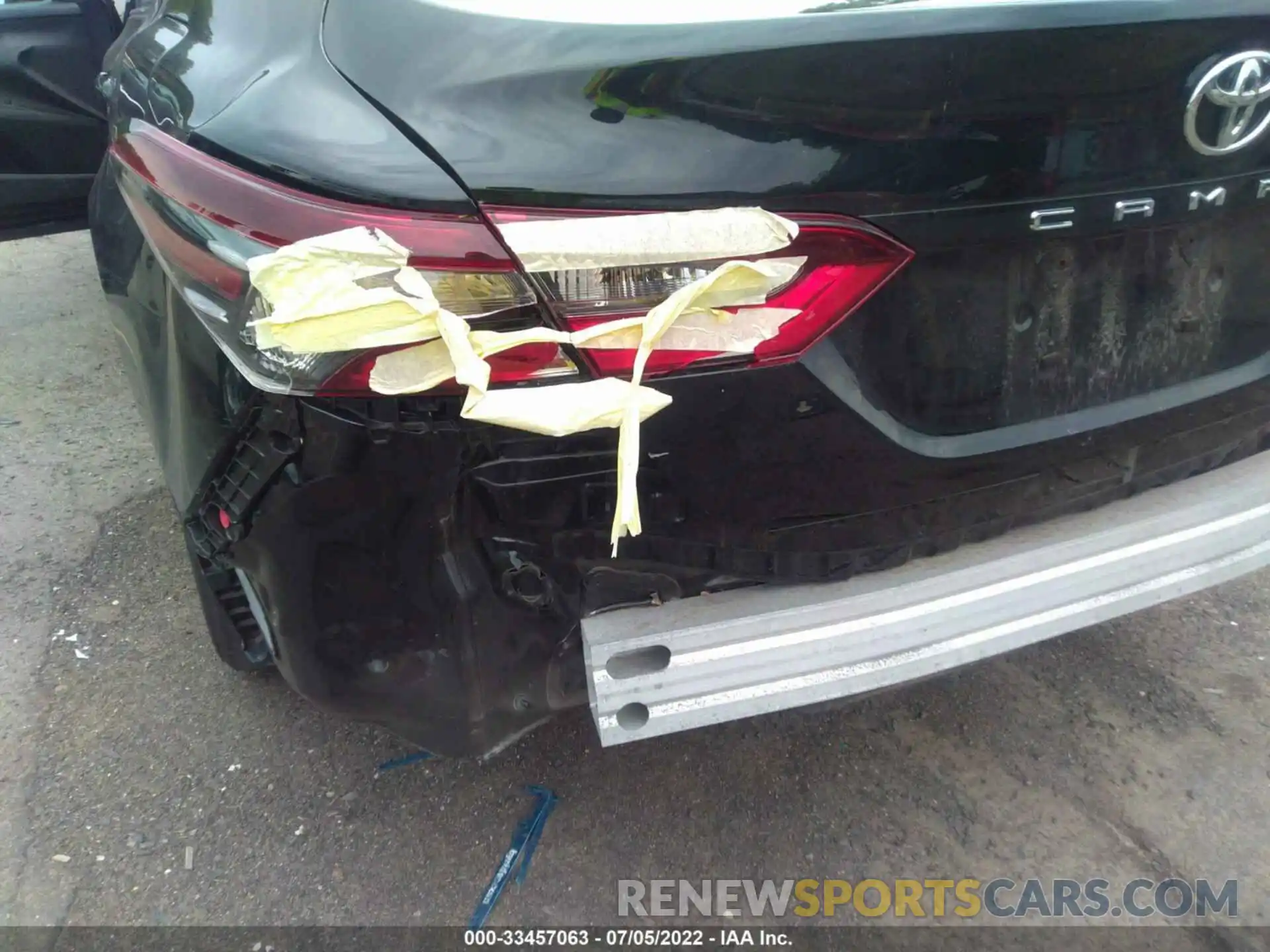 6 Photograph of a damaged car 4T1C11BK1MU035641 TOYOTA CAMRY 2021