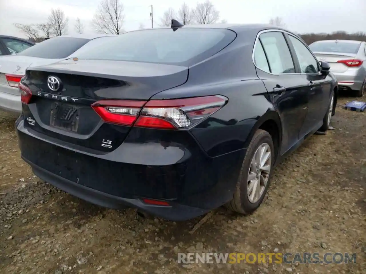 4 Photograph of a damaged car 4T1C11BK2MU023482 TOYOTA CAMRY 2021