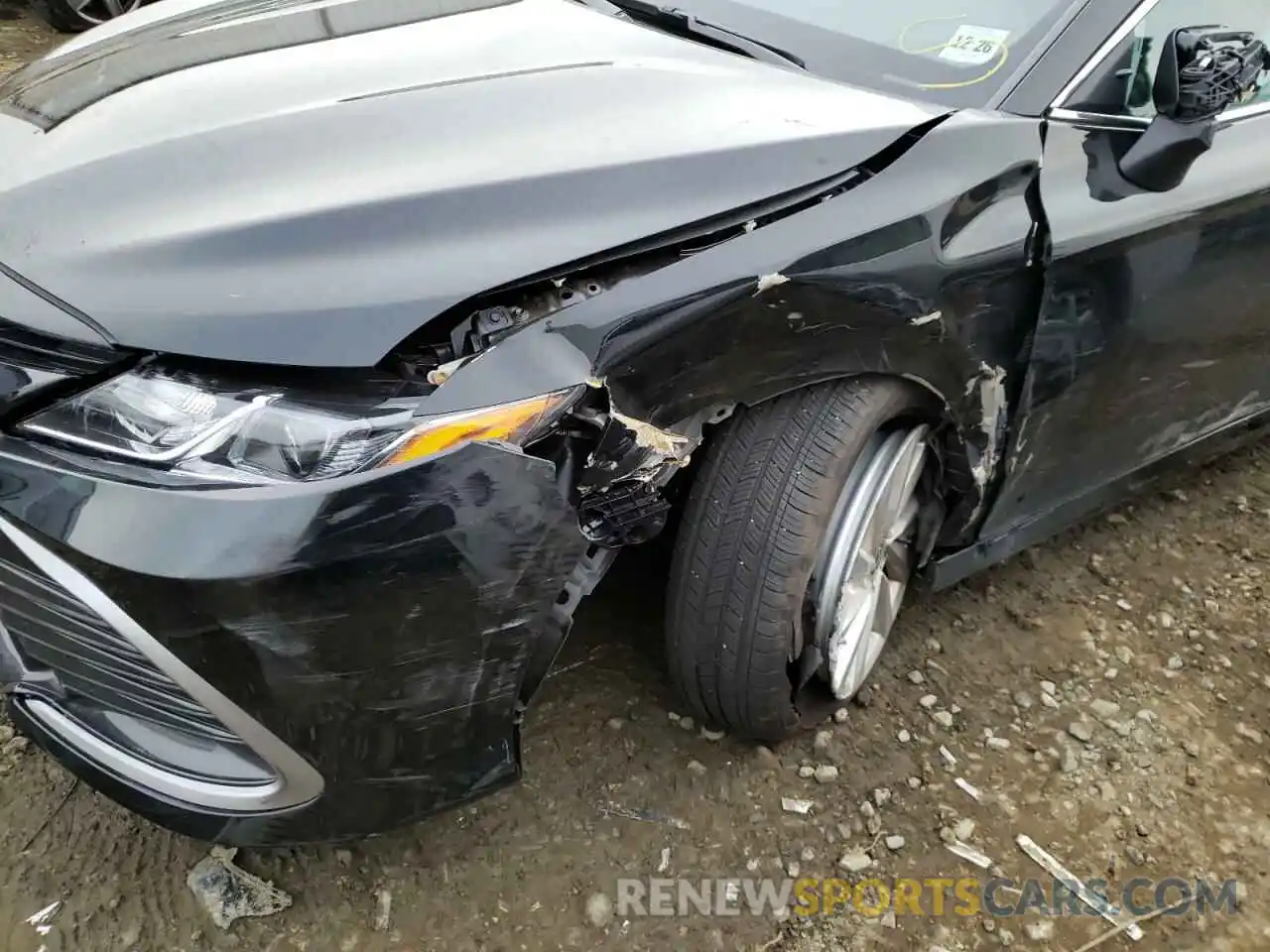 9 Photograph of a damaged car 4T1C11BK2MU023482 TOYOTA CAMRY 2021