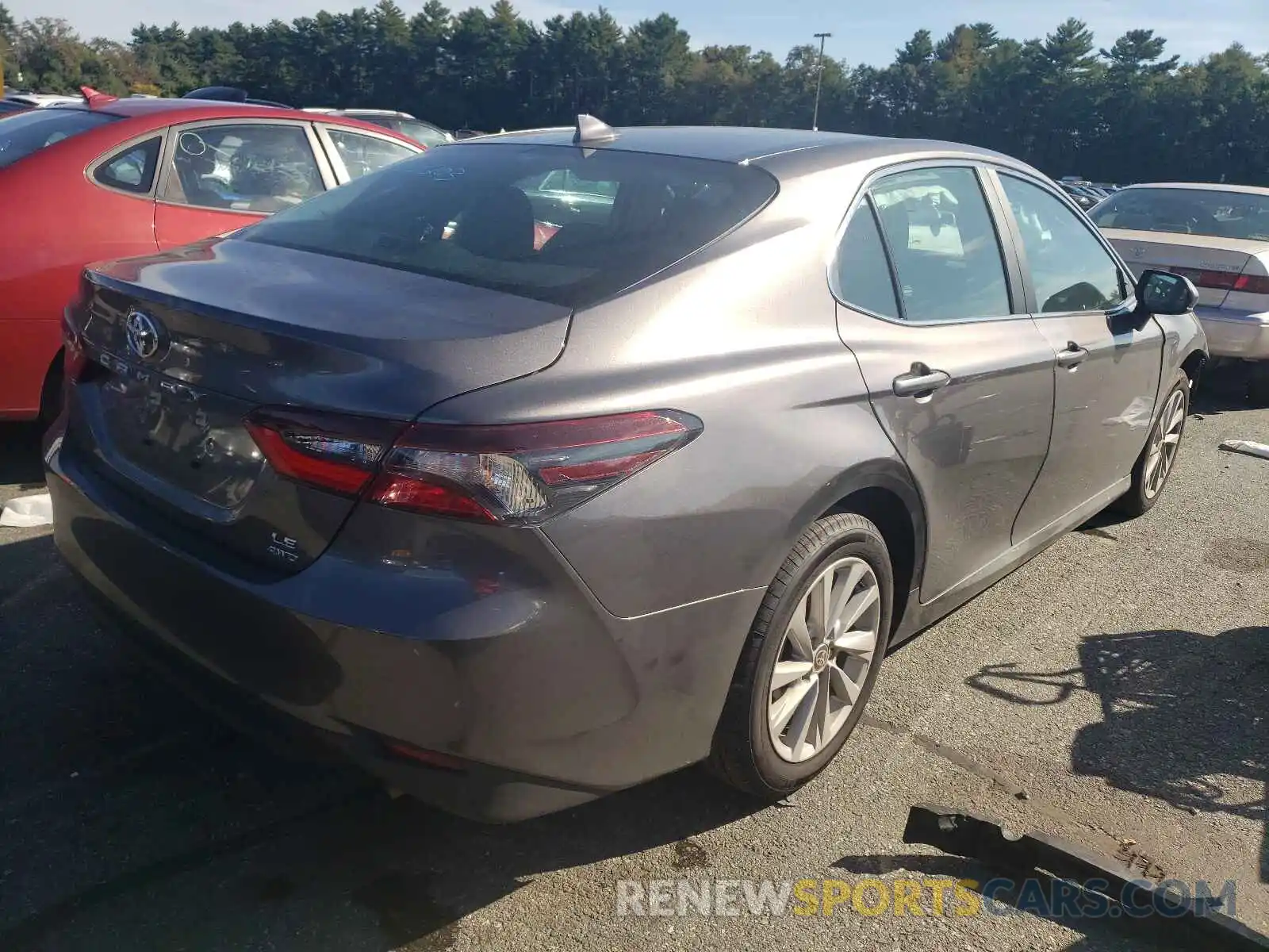 4 Photograph of a damaged car 4T1C11BK2MU025829 TOYOTA CAMRY 2021