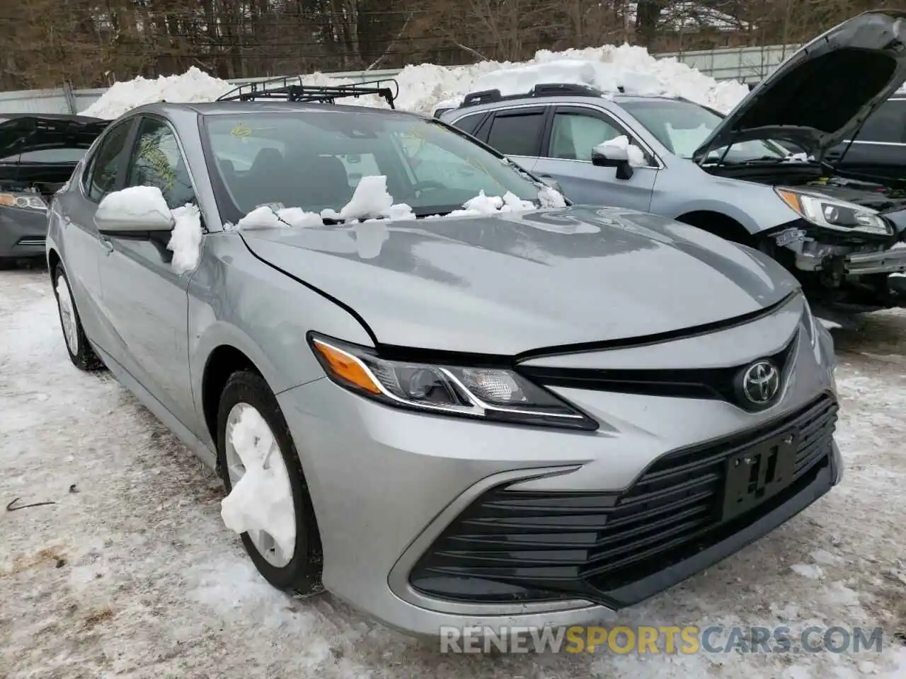 1 Photograph of a damaged car 4T1C11BK2MU026107 TOYOTA CAMRY 2021