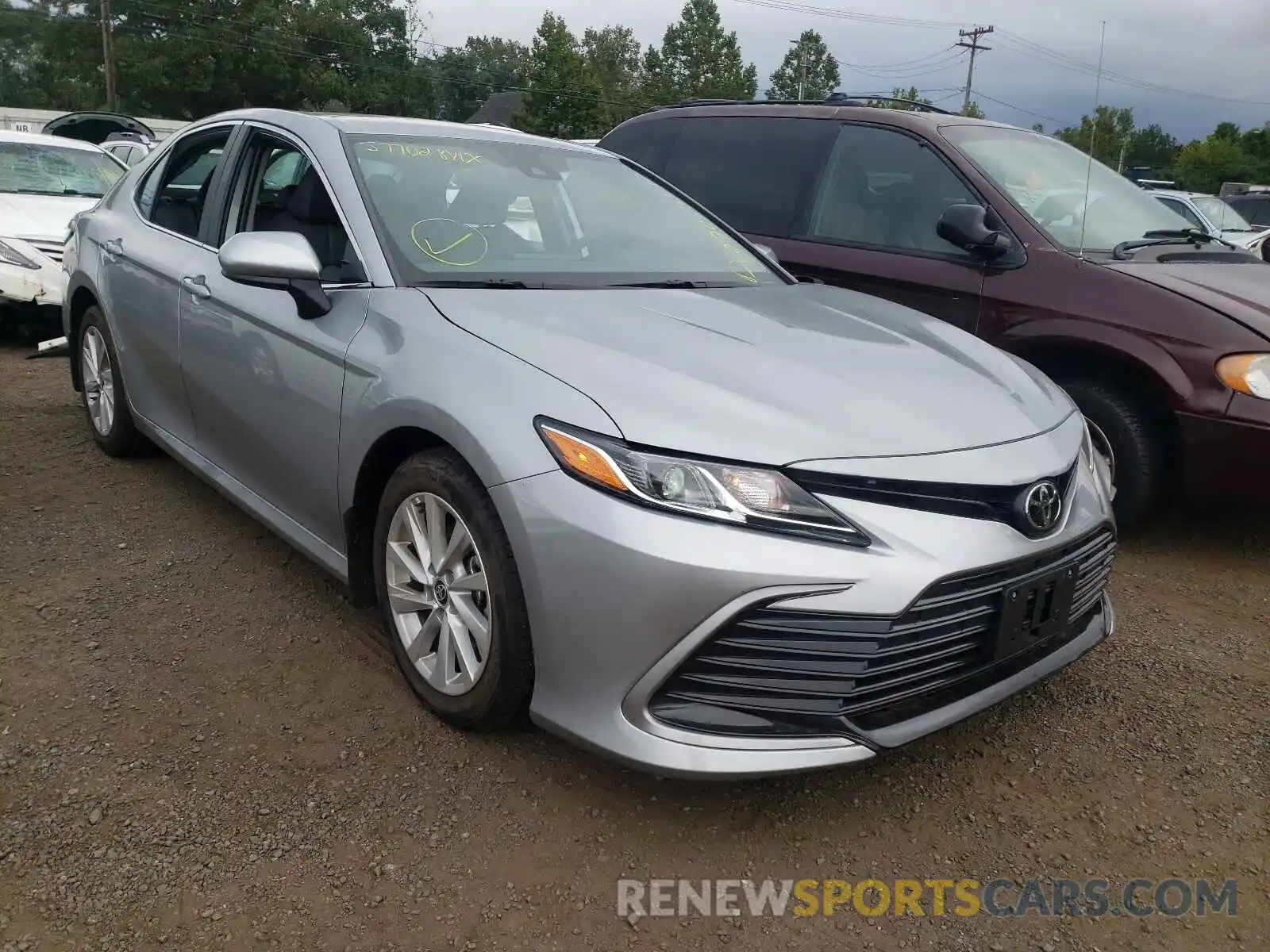 1 Photograph of a damaged car 4T1C11BK2MU027838 TOYOTA CAMRY 2021