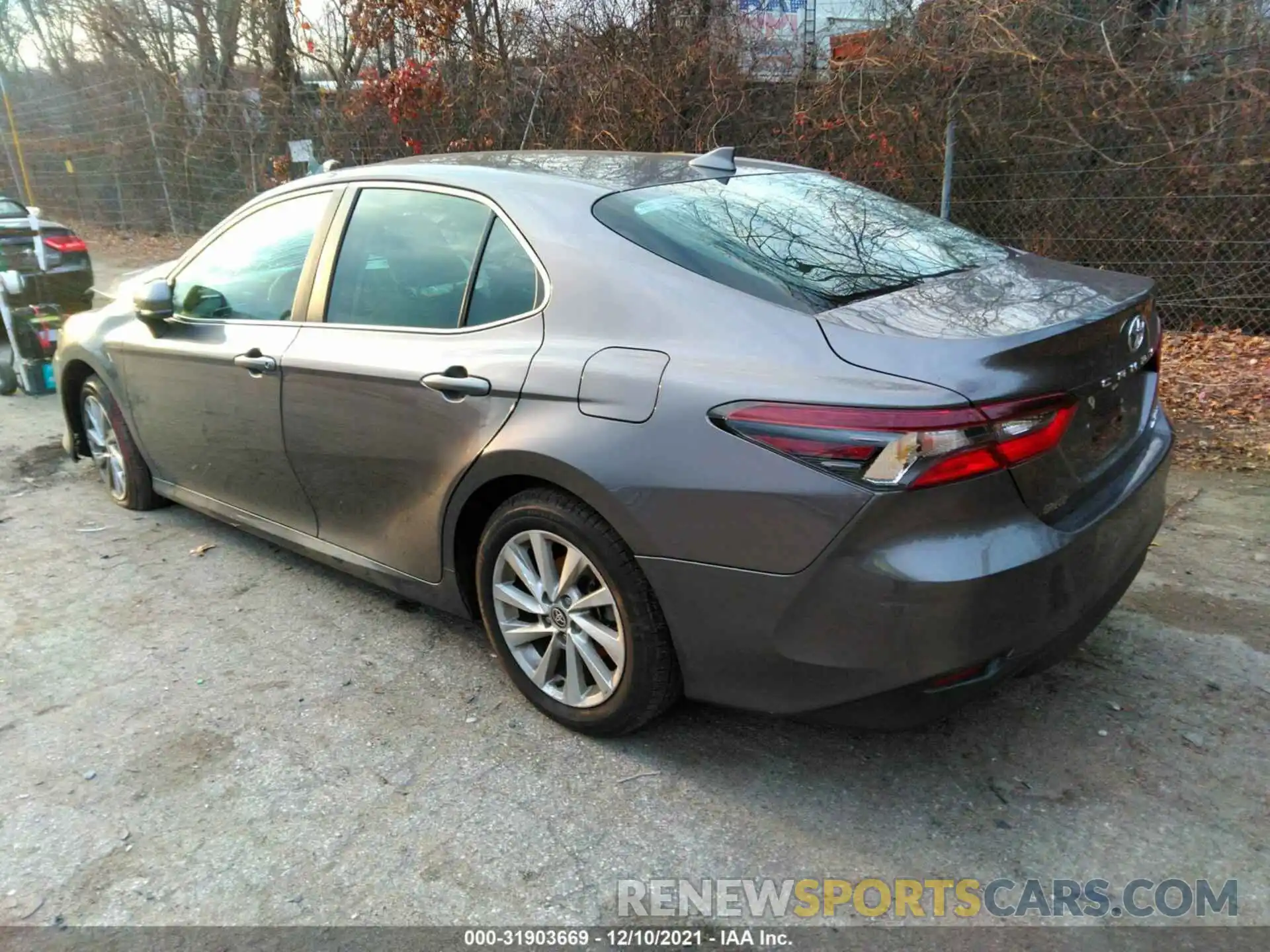 3 Photograph of a damaged car 4T1C11BK2MU034238 TOYOTA CAMRY 2021