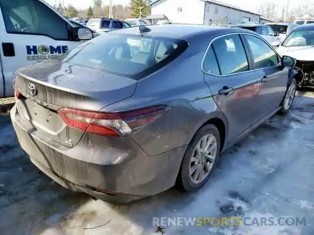 4 Photograph of a damaged car 4T1C11BK2MU043599 TOYOTA CAMRY 2021