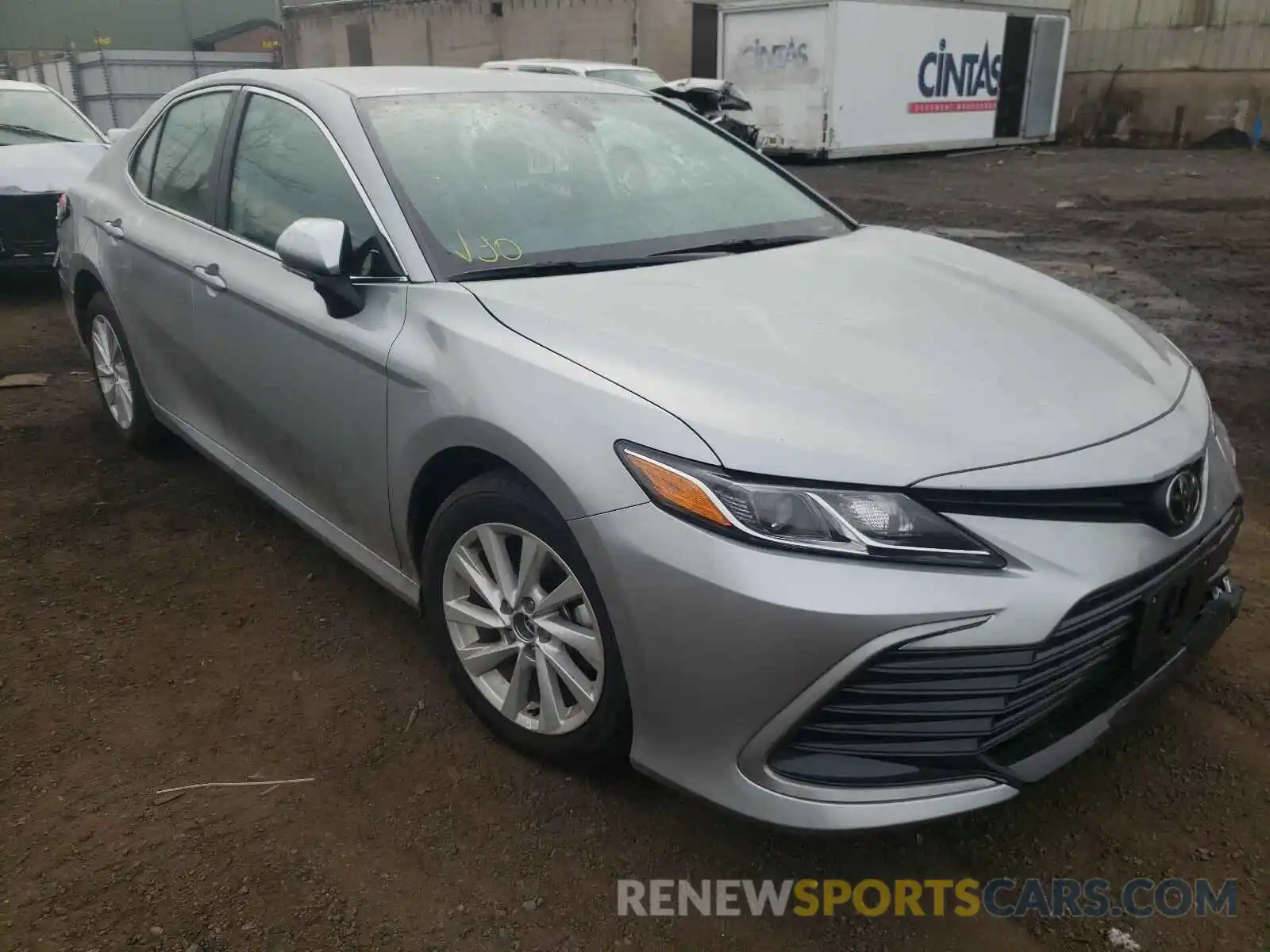 1 Photograph of a damaged car 4T1C11BK3MU020235 TOYOTA CAMRY 2021