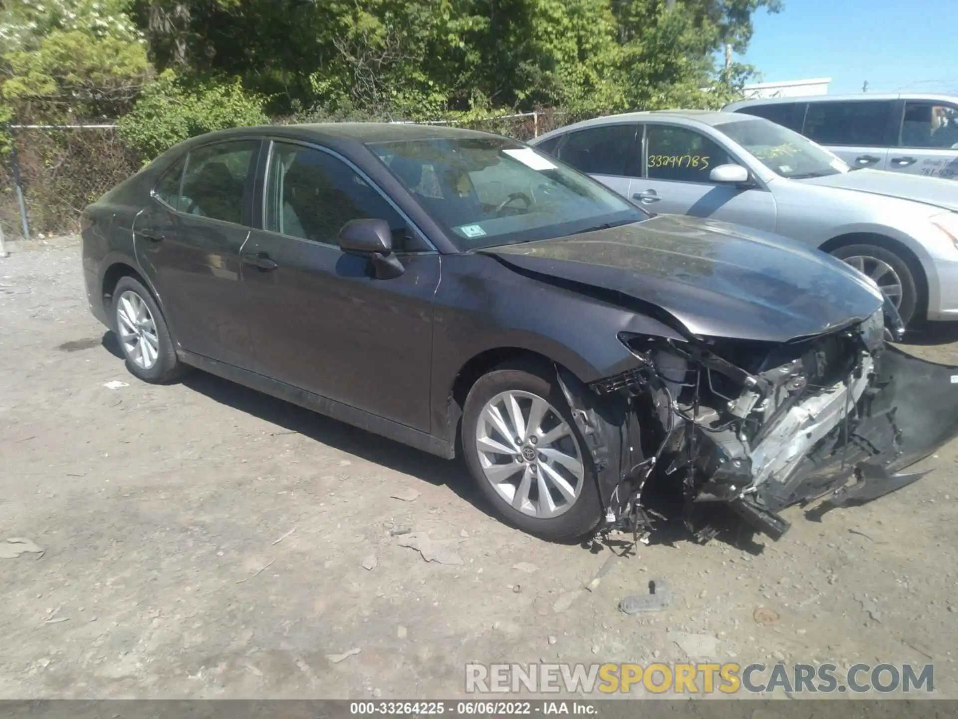 1 Photograph of a damaged car 4T1C11BK4MU025833 TOYOTA CAMRY 2021