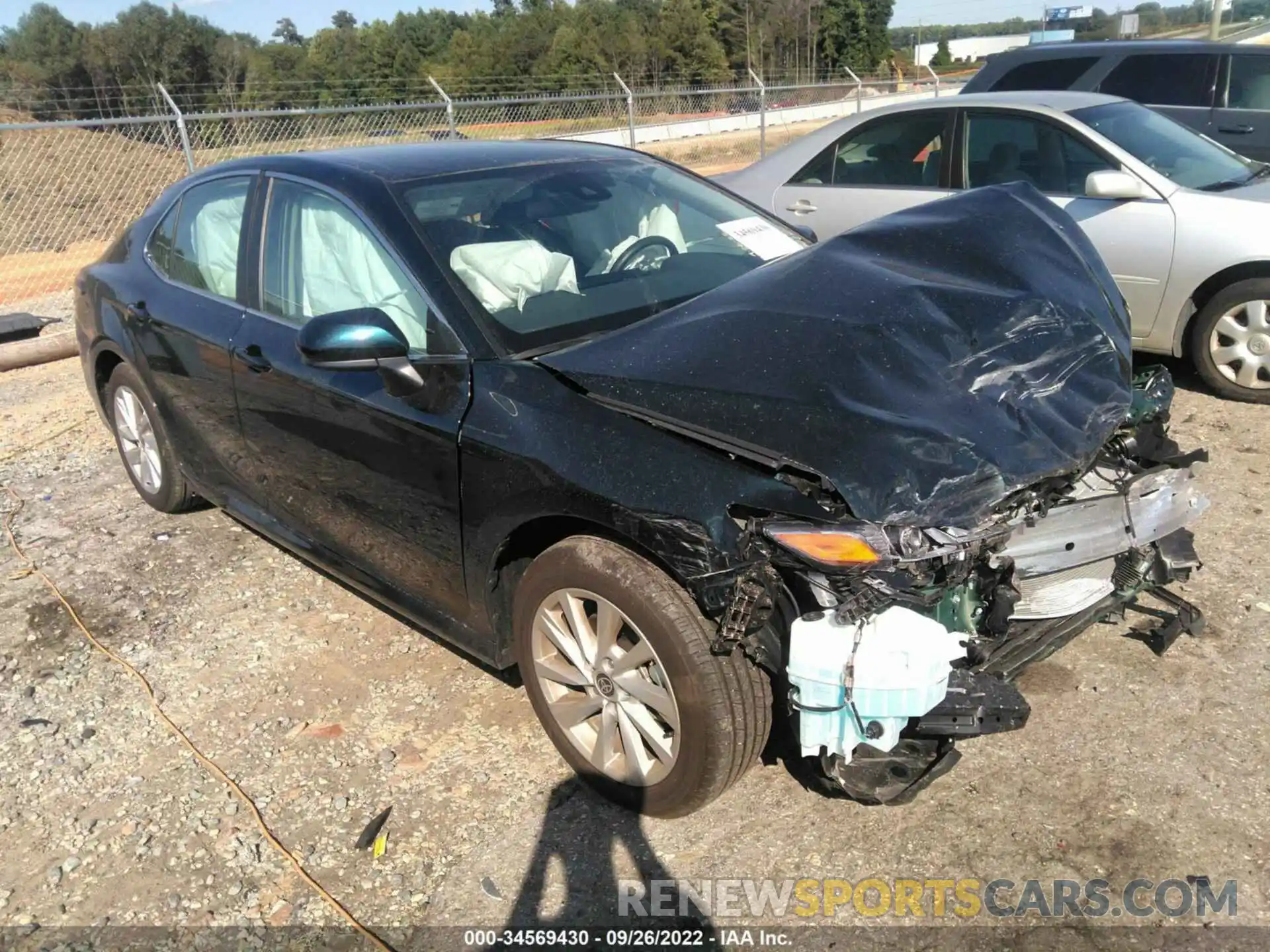 1 Photograph of a damaged car 4T1C11BK4MU038226 TOYOTA CAMRY 2021