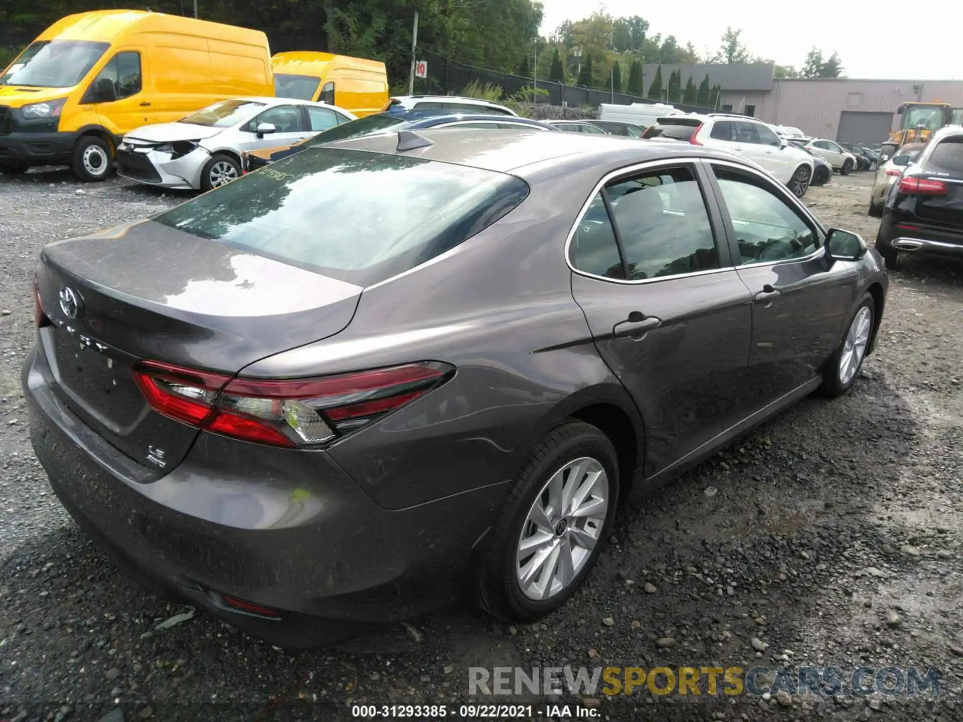 4 Photograph of a damaged car 4T1C11BK4MU040316 TOYOTA CAMRY 2021